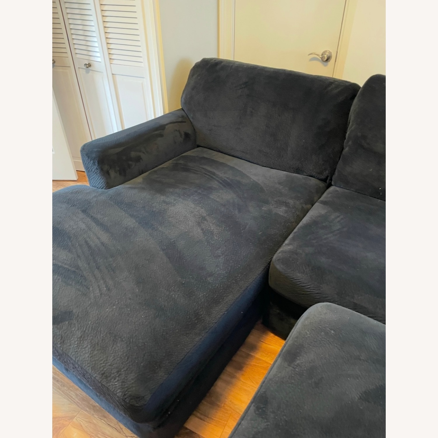 Fairmont Designs U-Shaped Sectional with Ottoman - image-4