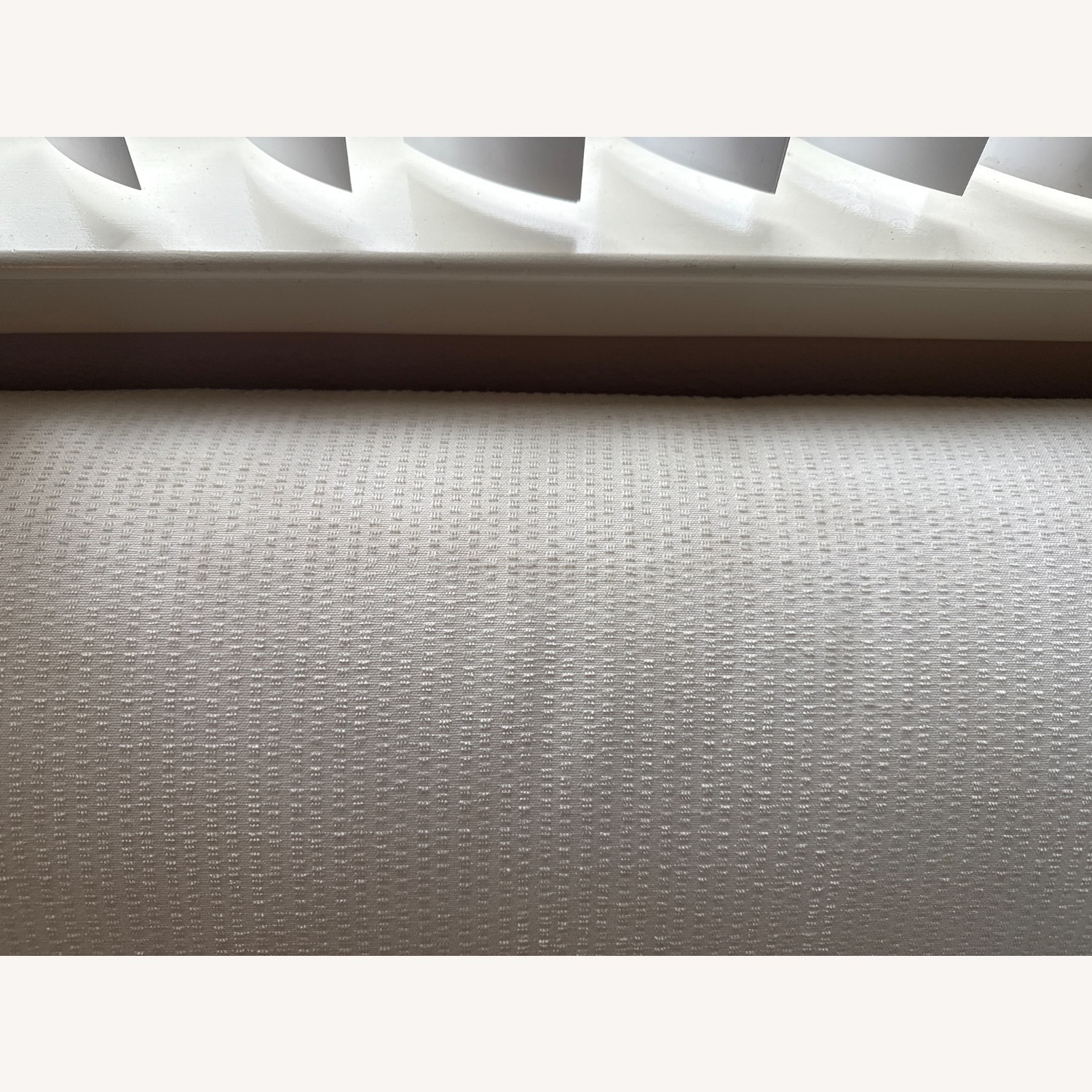 Baker Vicomtesse Sectional  - image-4