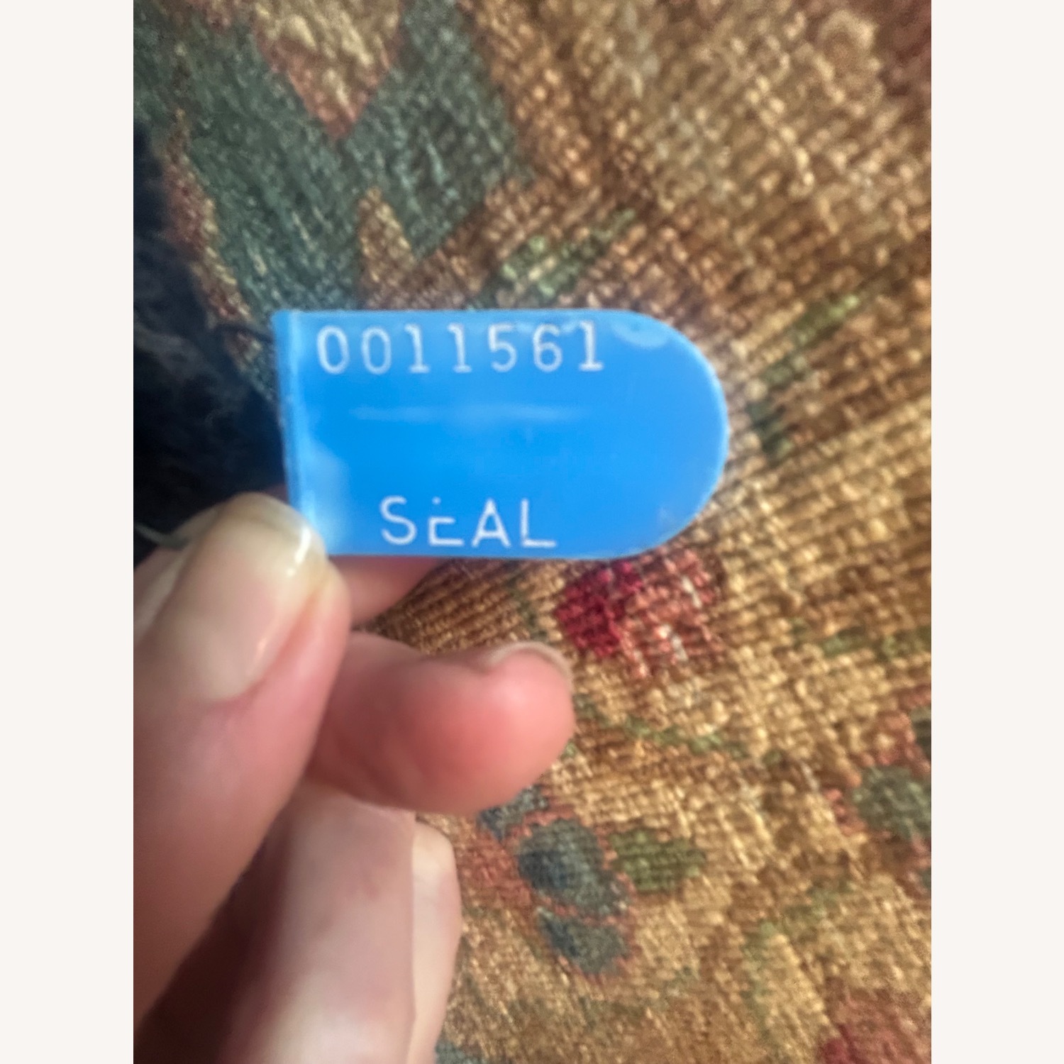 Hand Woven Persian Rug - image-5