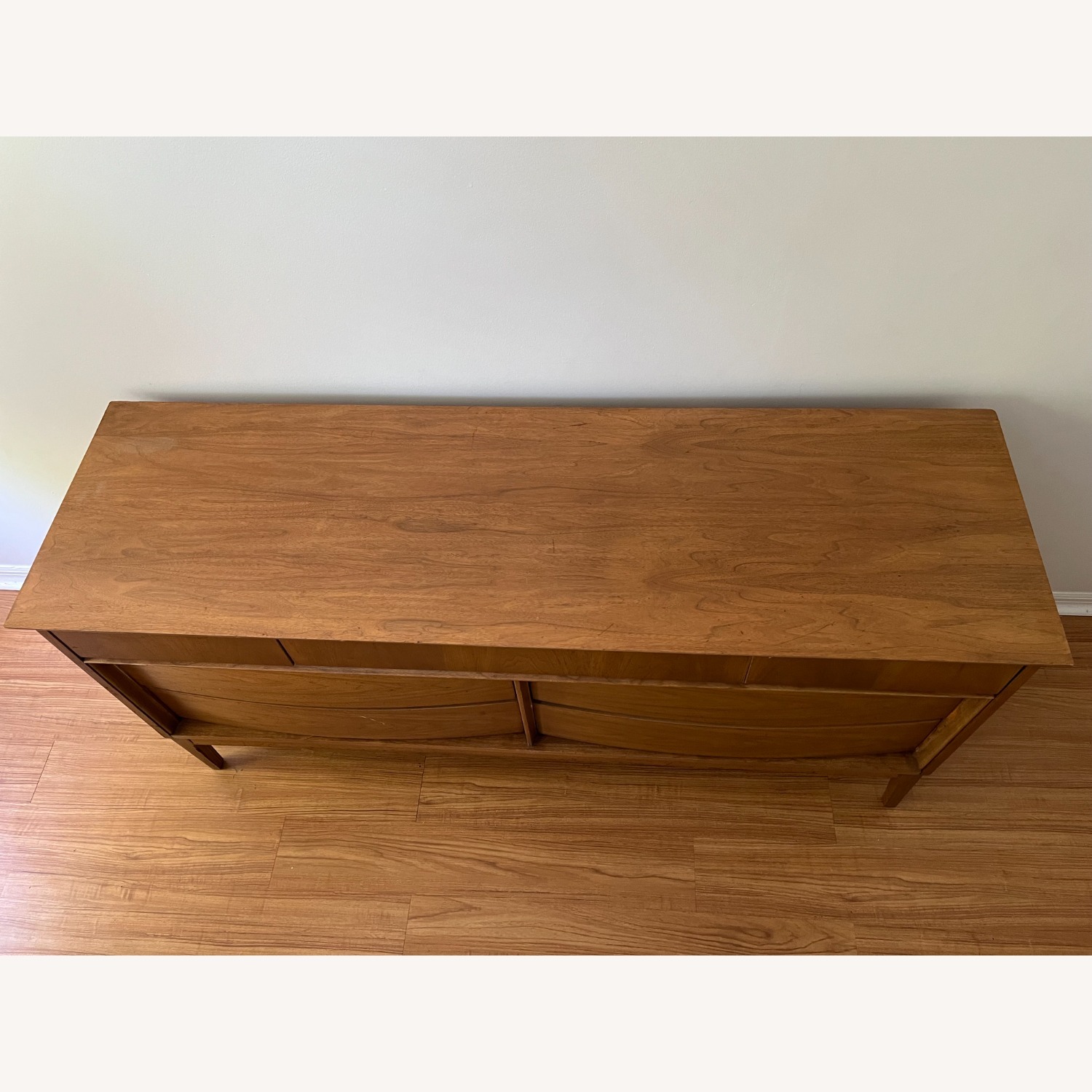 Mid-Century Modern 7-Drawer Dresser - image-11