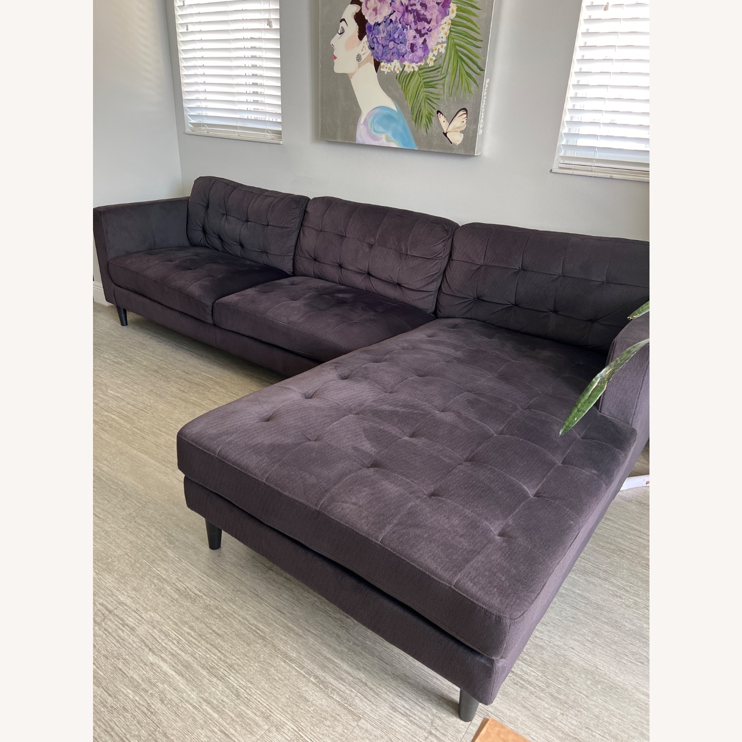 City Furniture Black Tufted Sectional Sofa - image-2