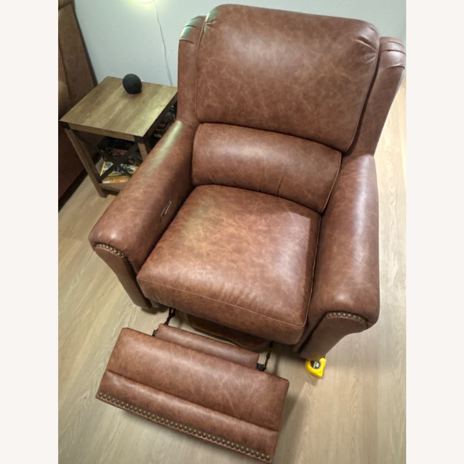 High Quality Leather Recliner - image-3