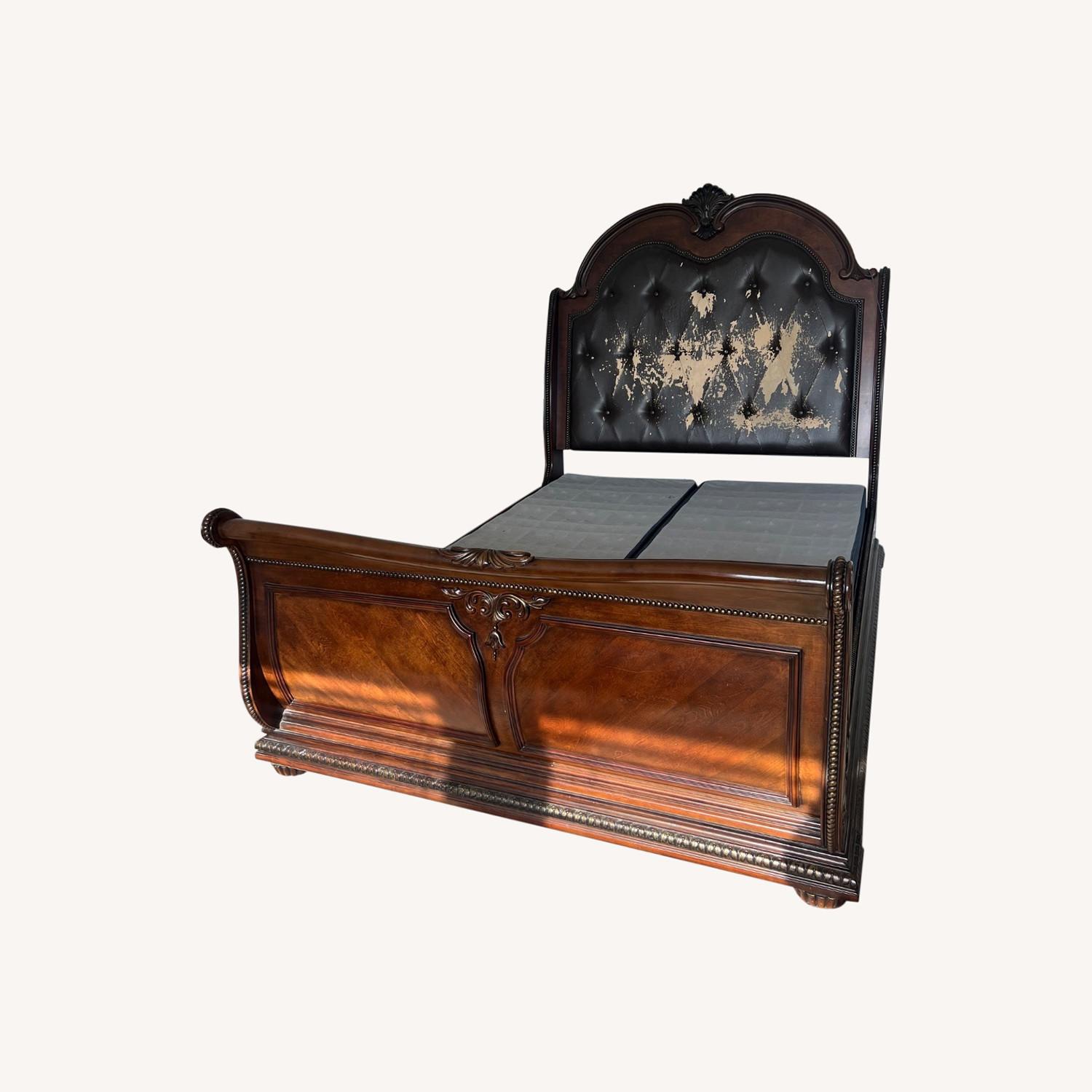 Raymour & Flanigan Queen Size Sleigh Bed - image-0