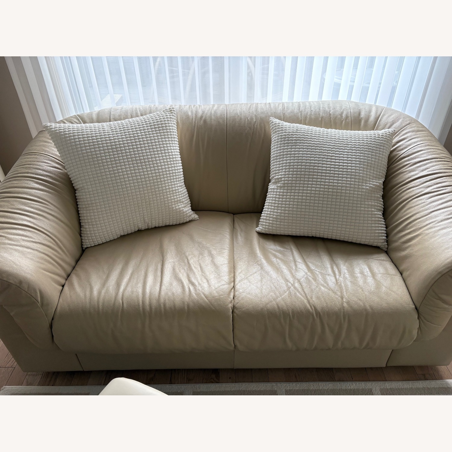 Natuzzi Leather 60" Loveseat - image-2