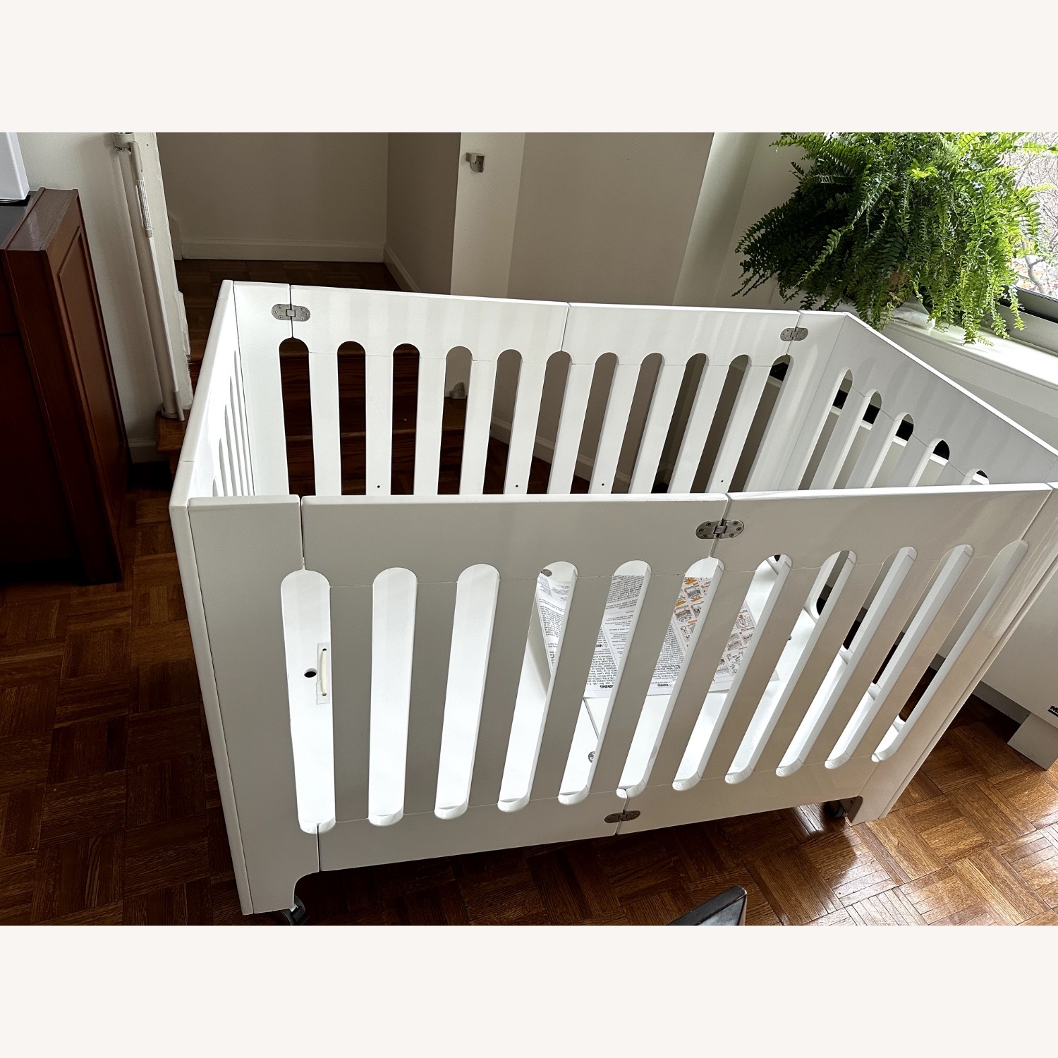 Crib - image-2