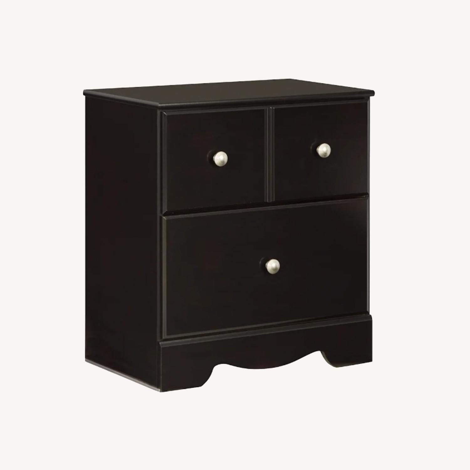 Ashley Furniture Mirlotown Bedroom Nightstand - image-0