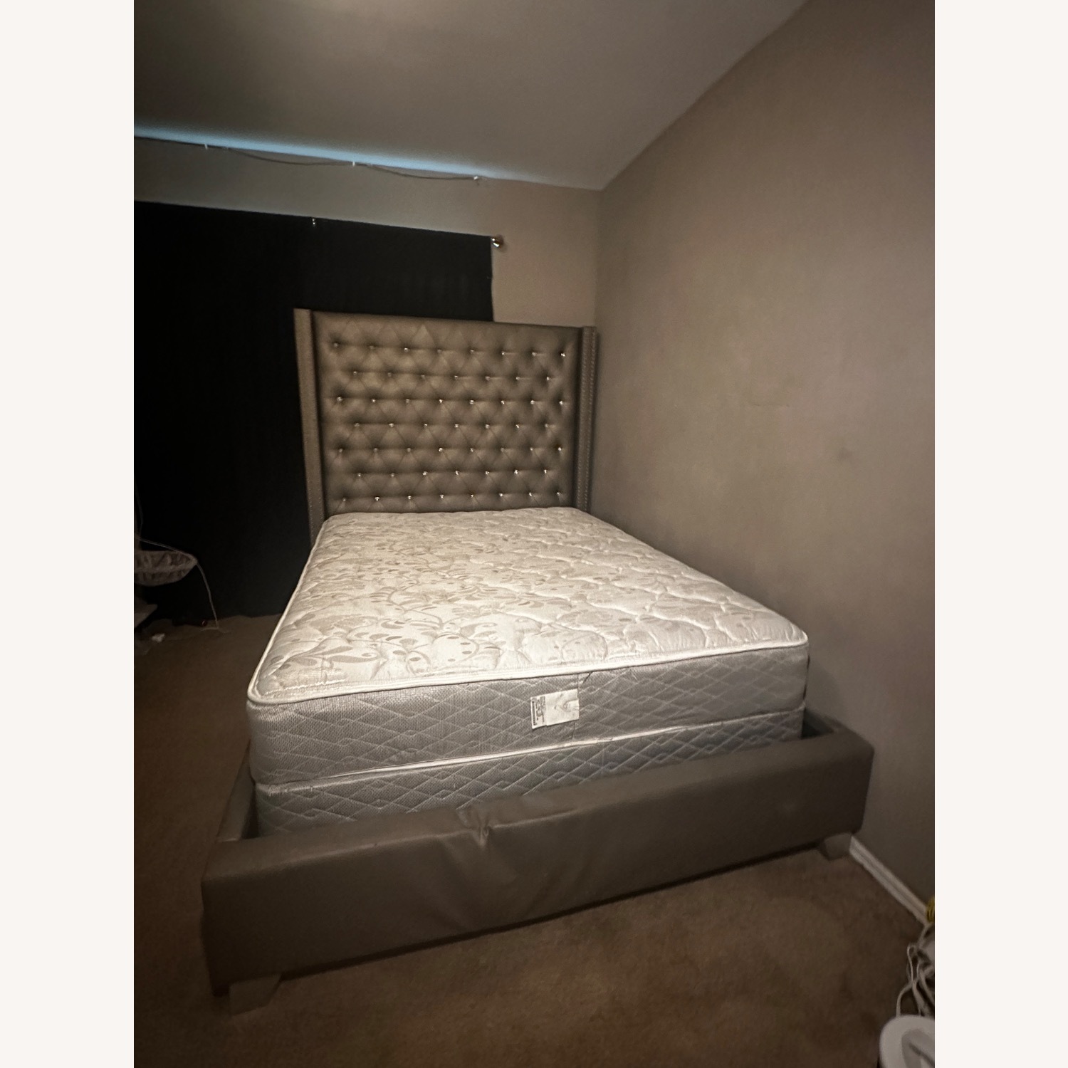 Dark Gray Diamond Bed - image-1