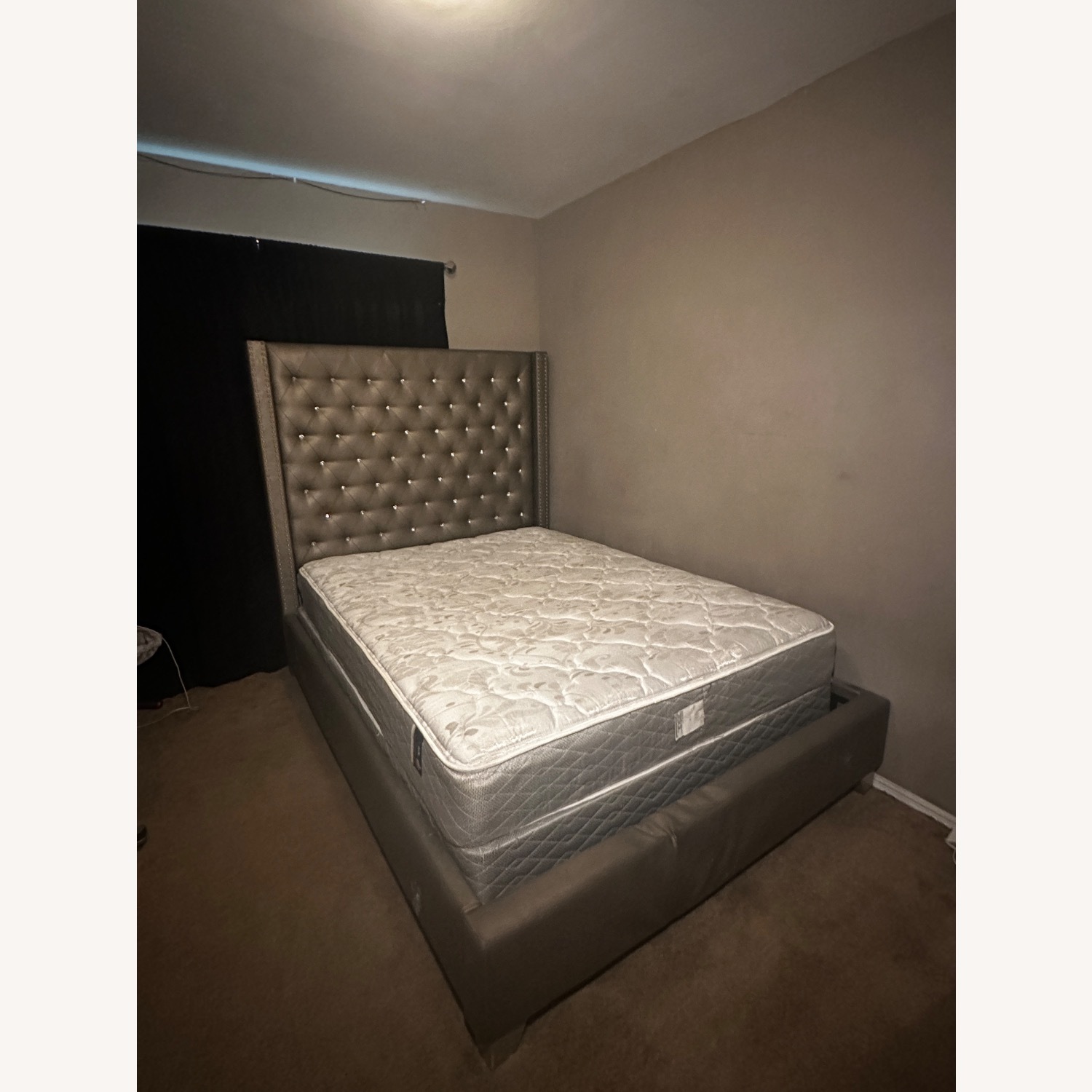 Dark Gray Diamond Bed - image-2