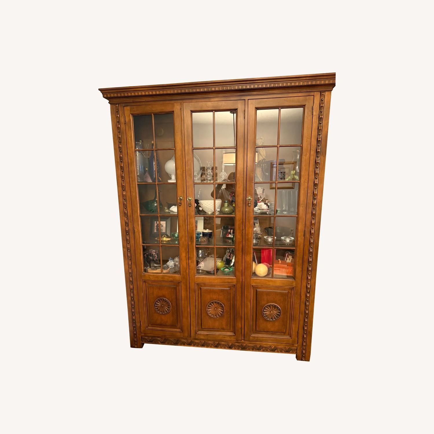 Brown Wall Unit - image-0