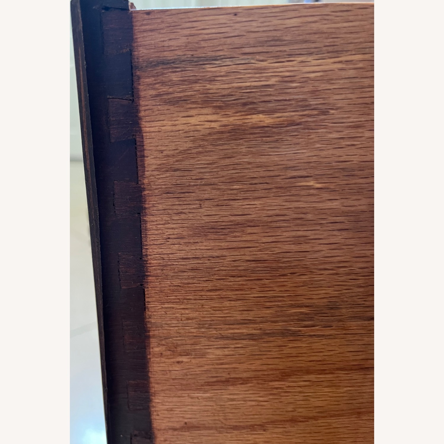 Vintage 1920s Duncan Phyfe Curved Glass Cabinet - image-8