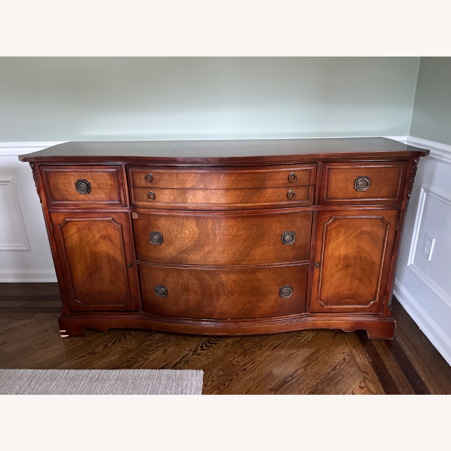 Vintage 1920s Duncan Phyfe style Buffet/Sidetable - image-1