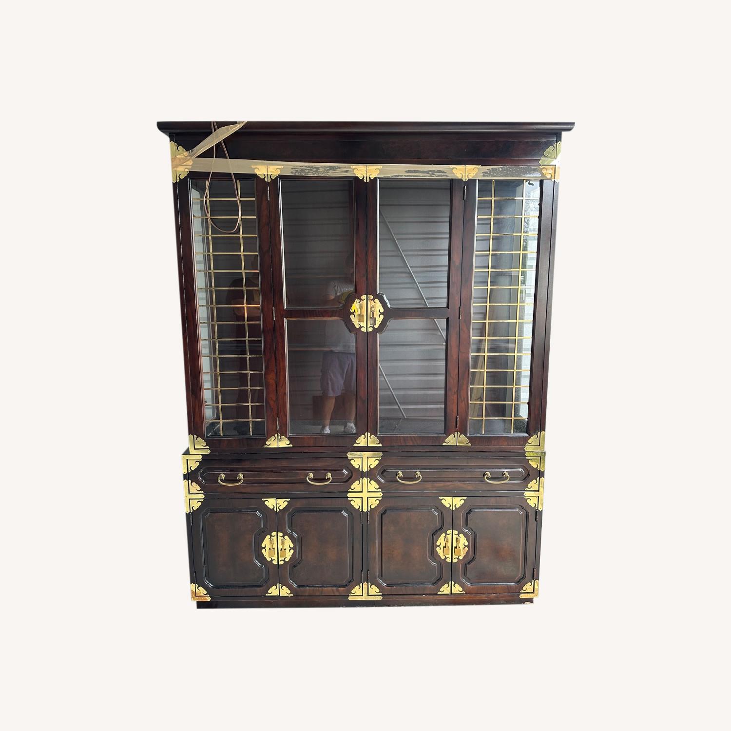 Vintage Bernhardt Furniture China Cabinet - image-0