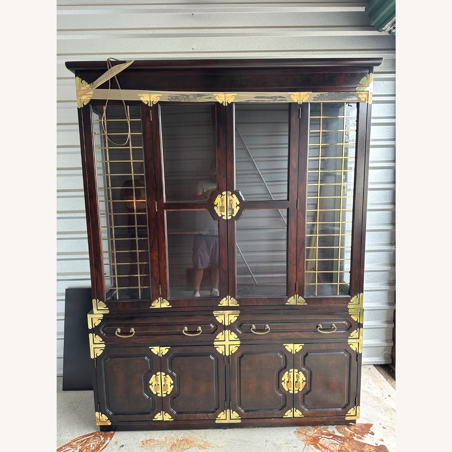 Vintage Bernhardt Furniture China Cabinet - image-1