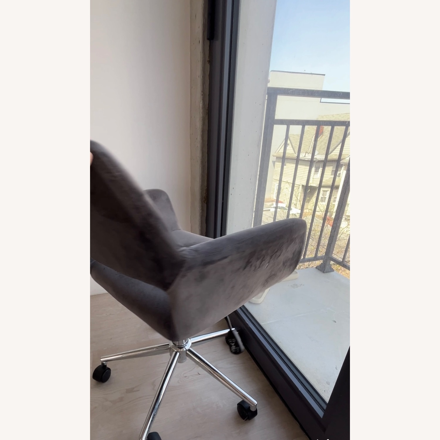 360 Degree Swivel Task Chair - image-4