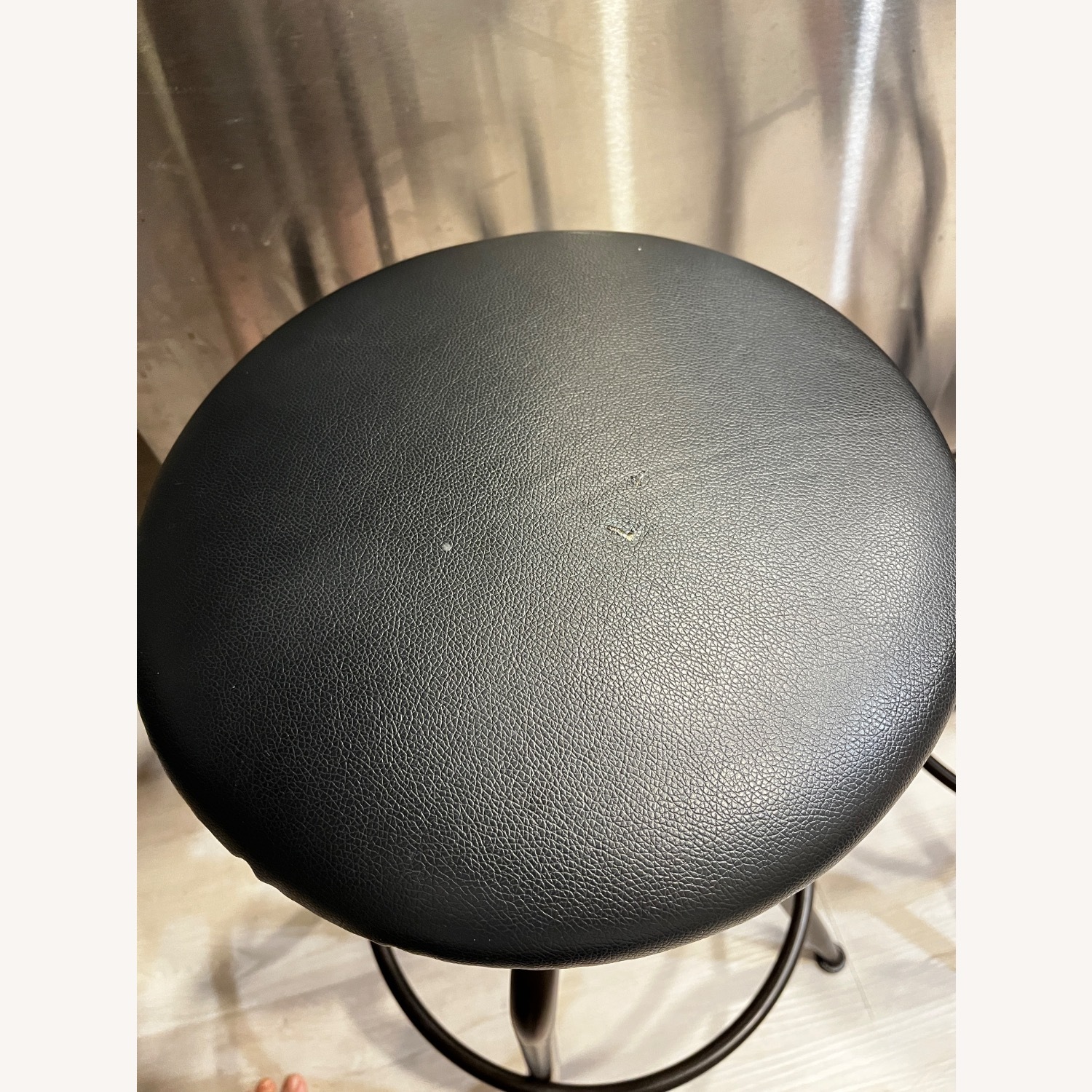 360 Swivel Lift Hight Bar Stools - image-3