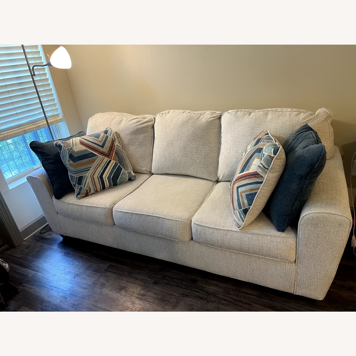 Ashley Furniture Cashton Couch - image-4