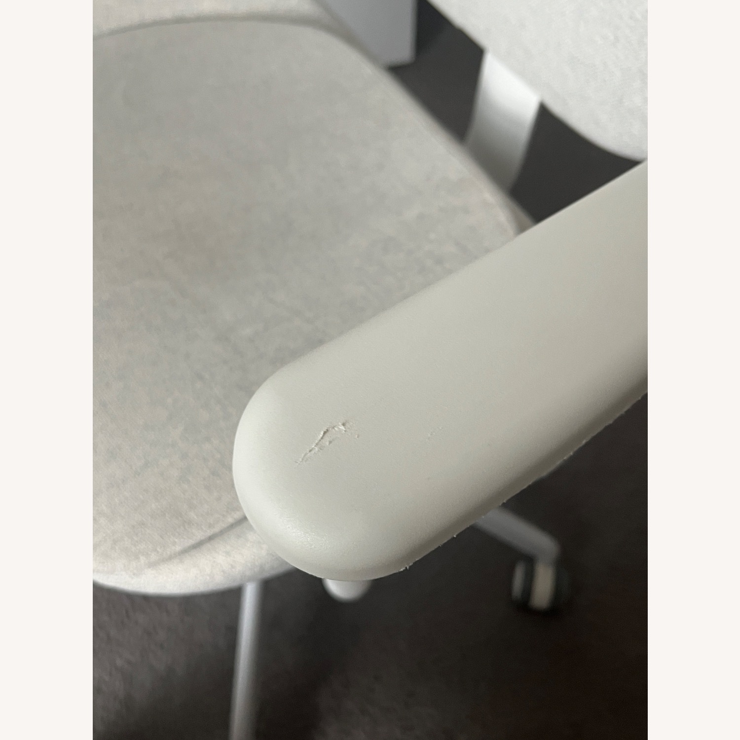 IKEA HATTEFJÄLL Office Chair - White - image-3