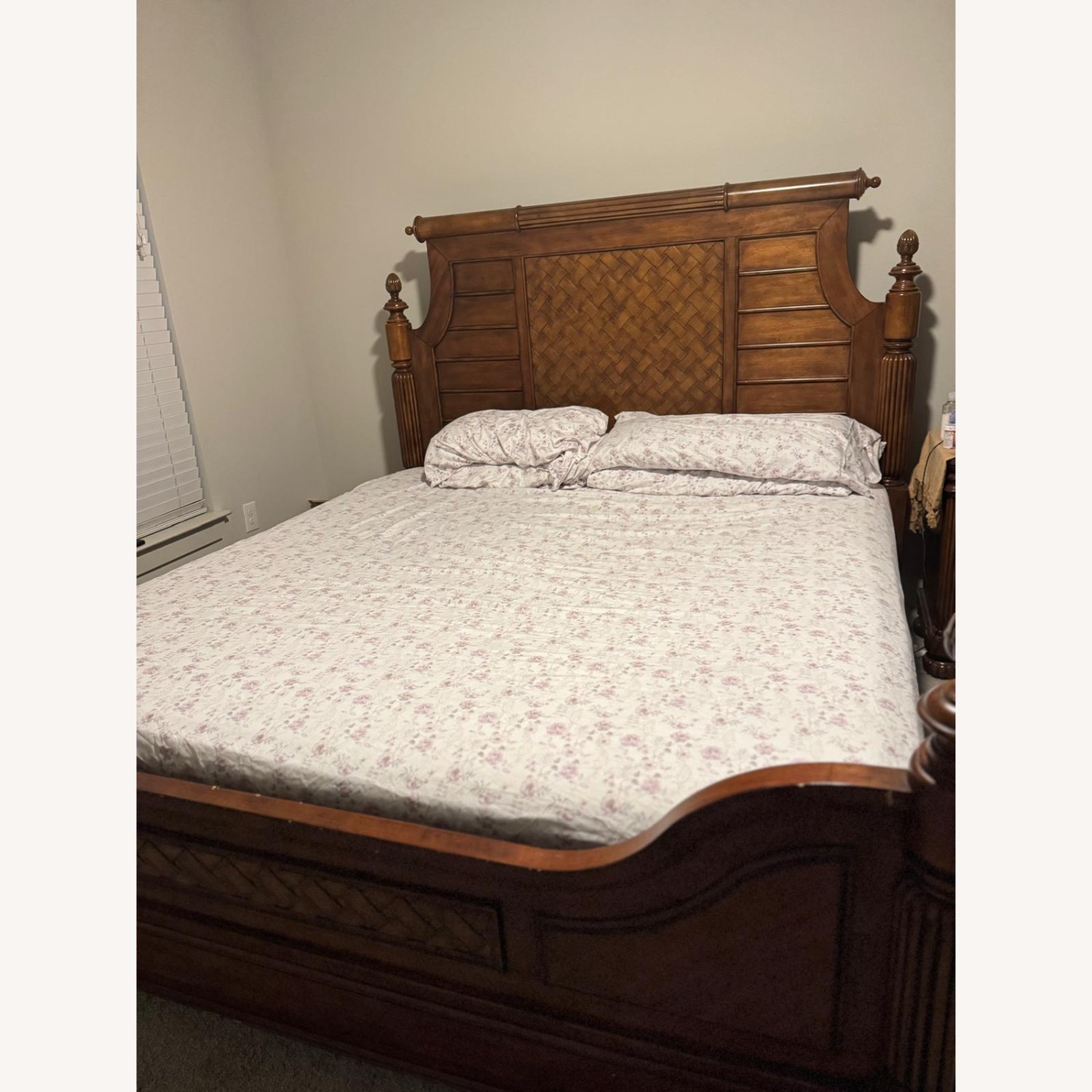 High Quality Solid King Size Bed Frame - image-4