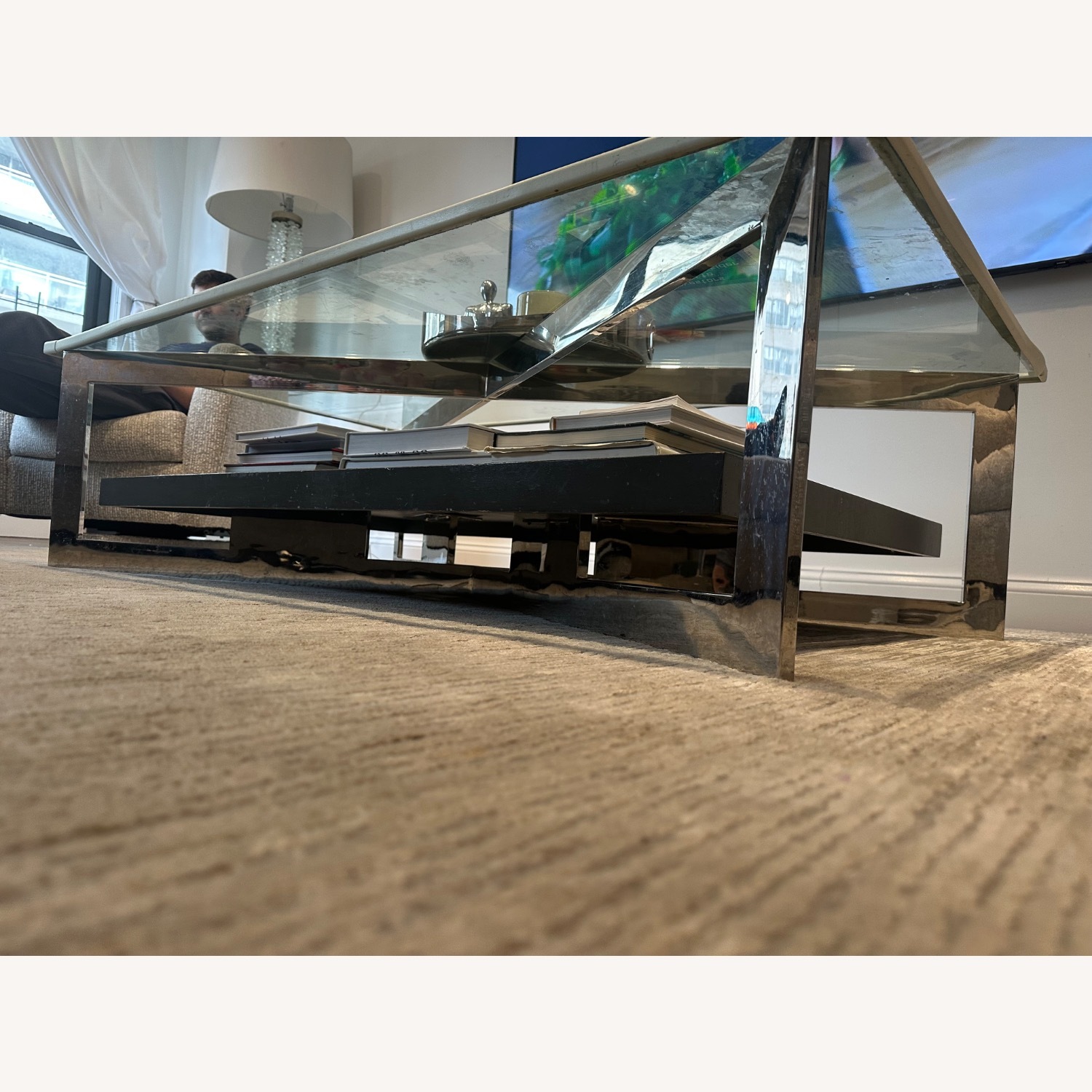 Vanguard Michael Weiss Durand Cocktail Table - image-7