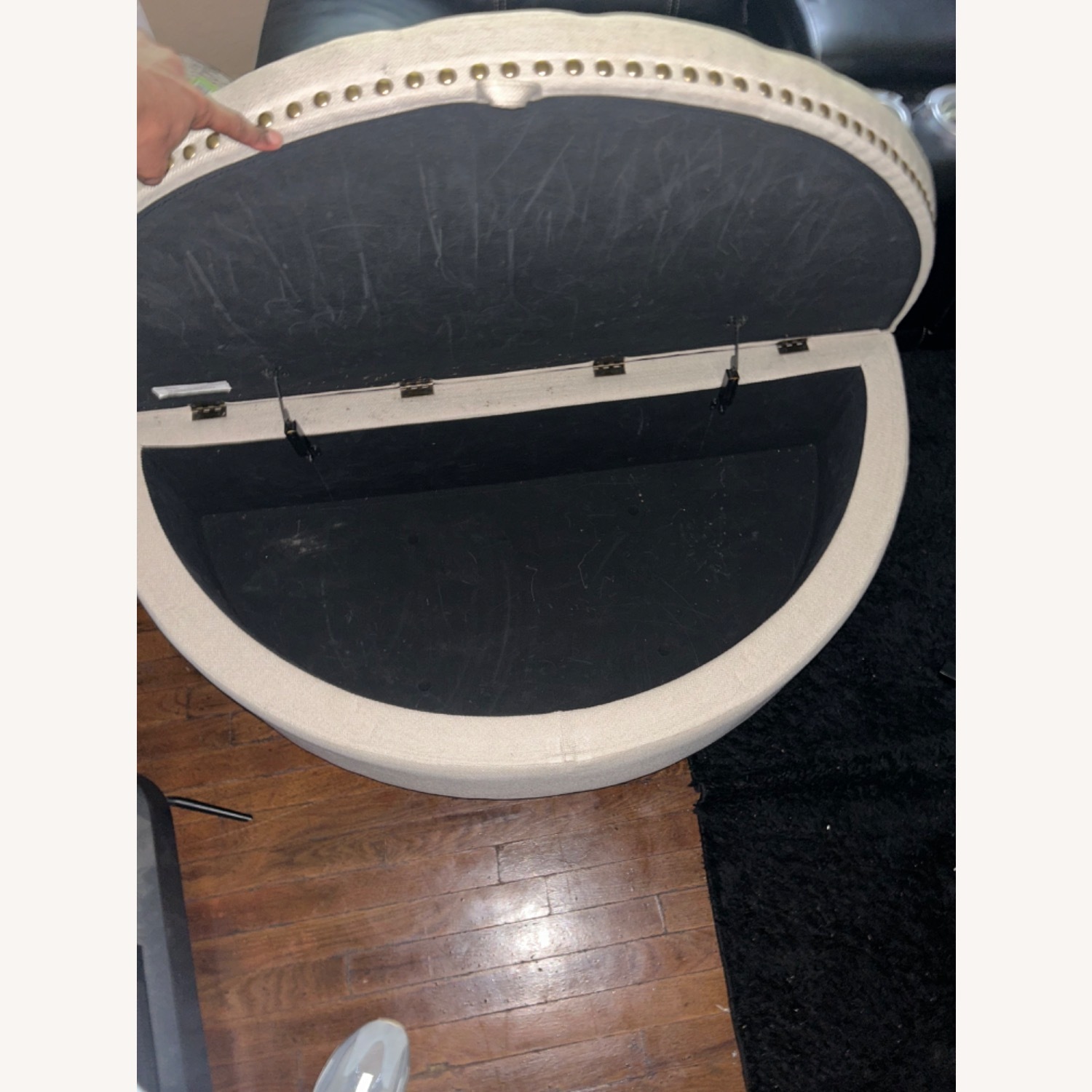 White Ottoman - image-2