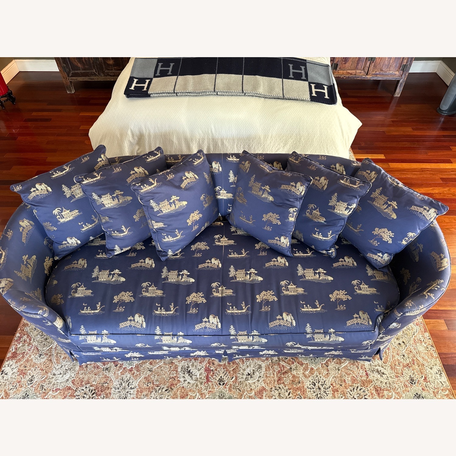 Vintage Silk Loveseat - image-5