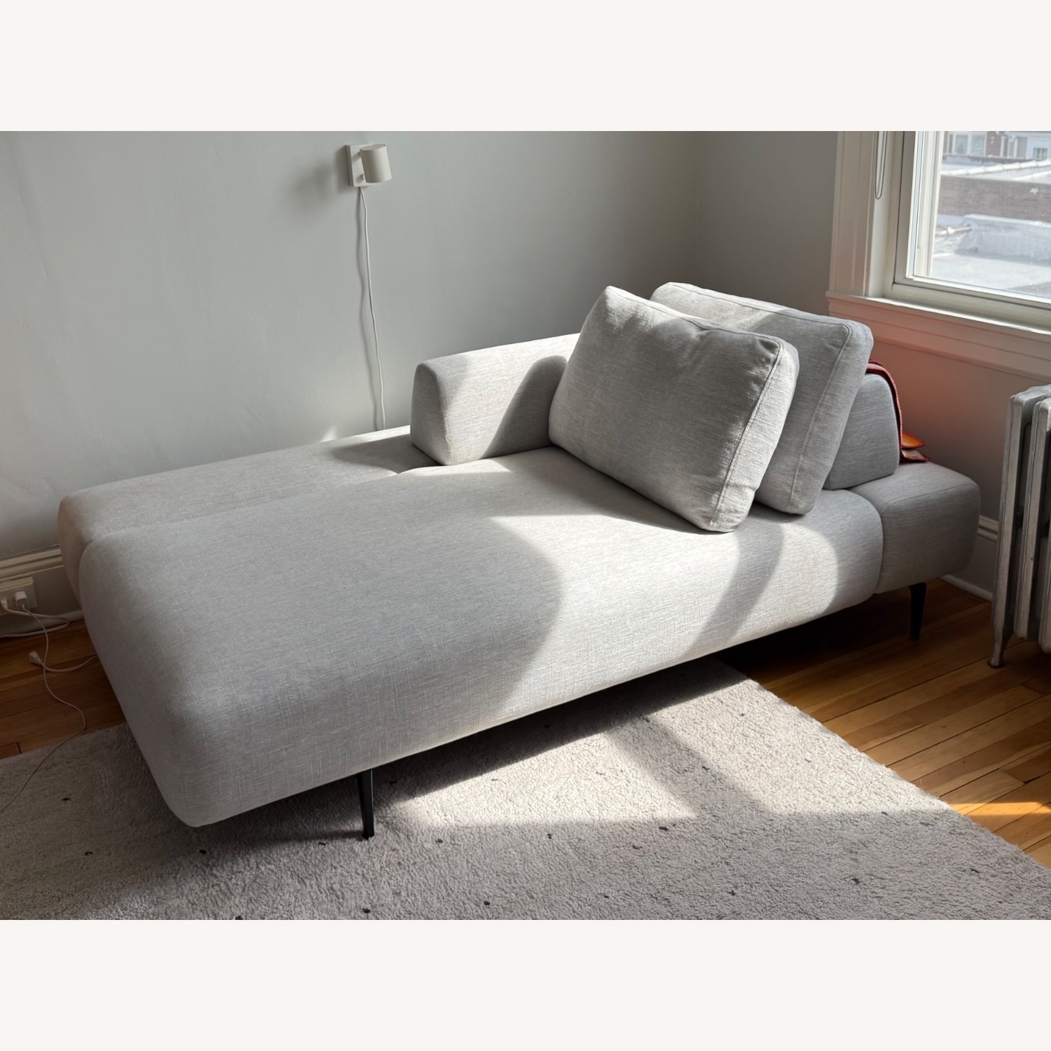 Article Divan Mist Gray Right Chaise Lounge - image-1