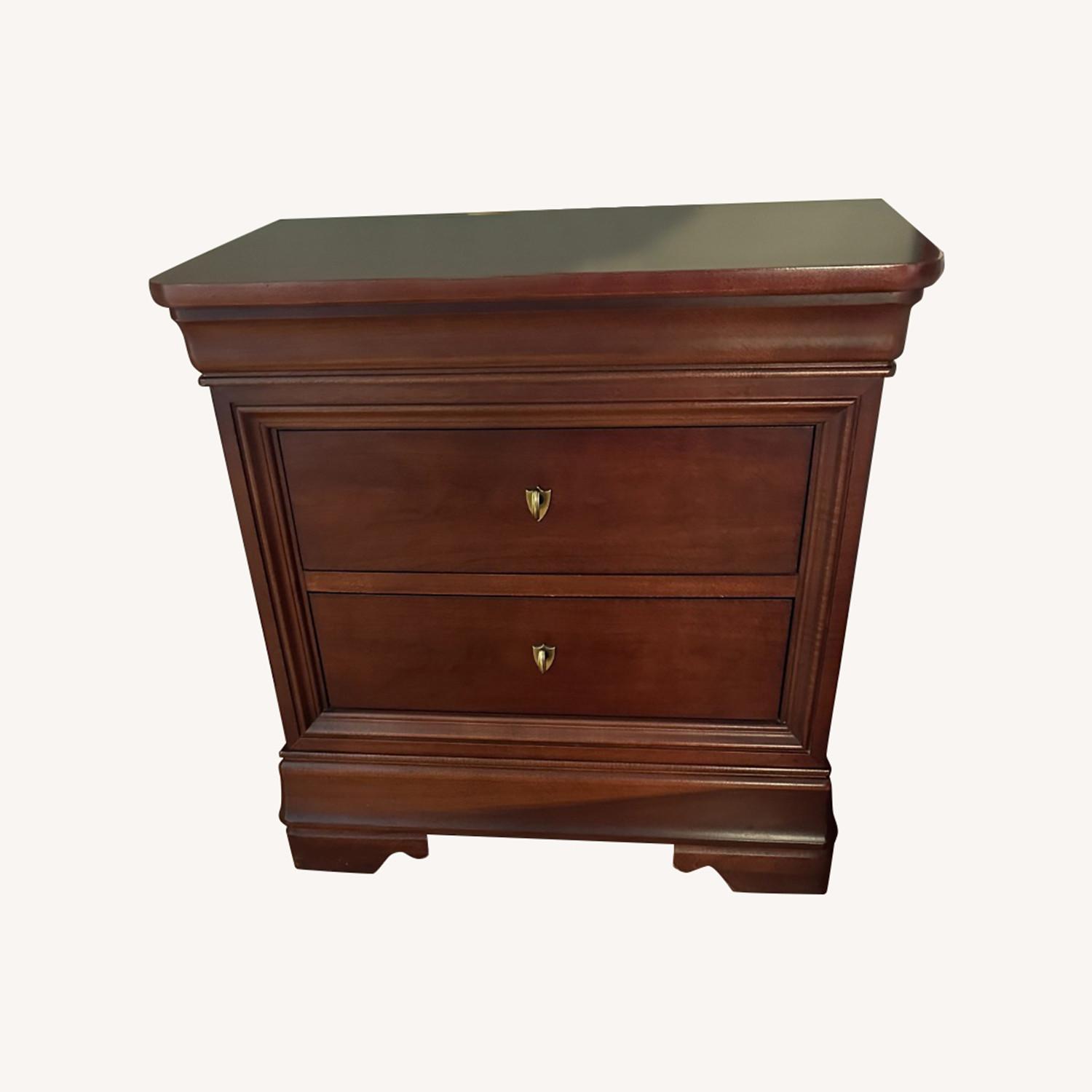 Thomasville Nightstands - image-0