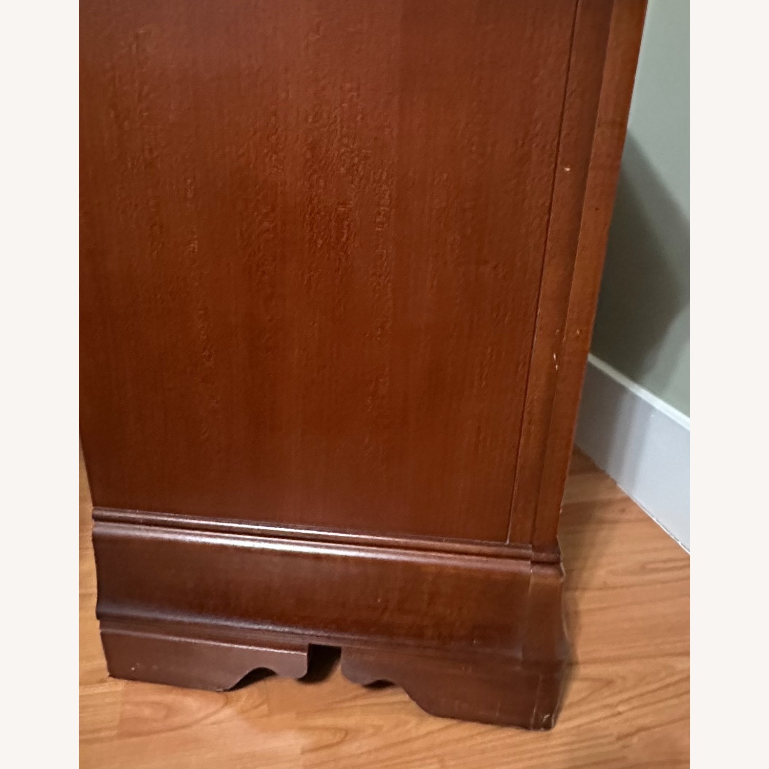 Thomasville Nightstands - image-5