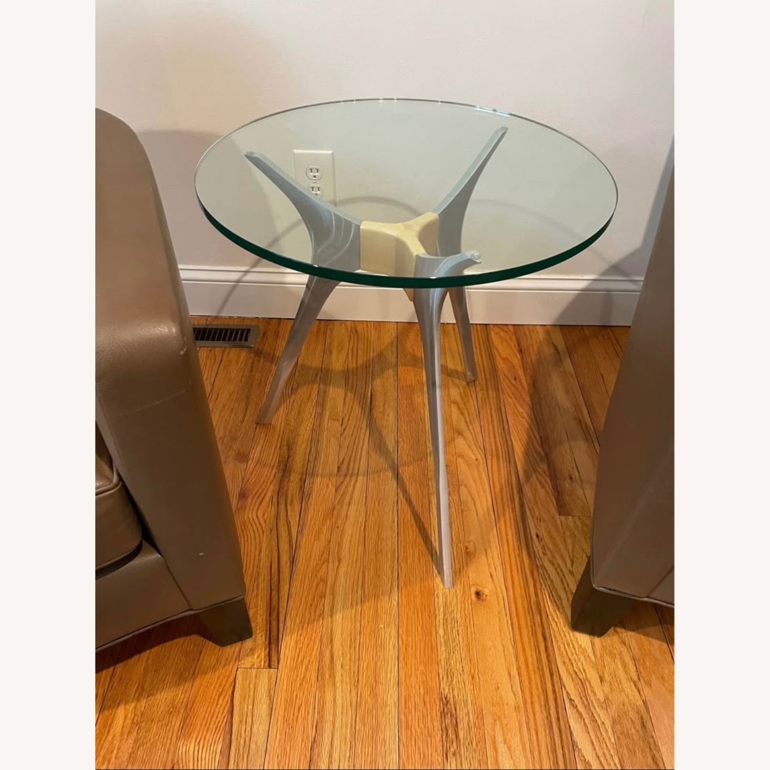 End Table - image-4