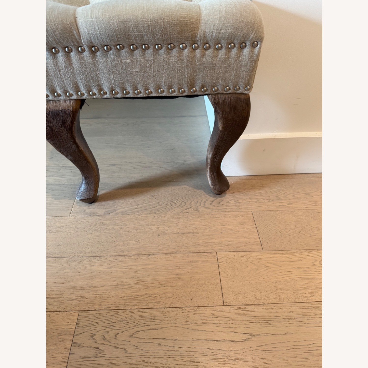 Linon Home Décor Merri Cabriolet Bench - image-10