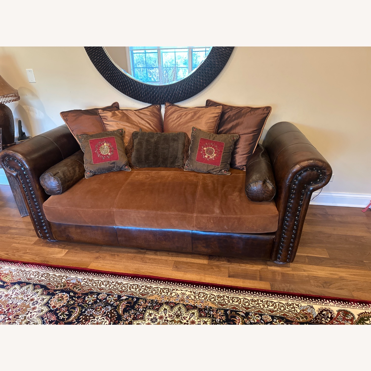 Sofa Leather and Suede - image-1