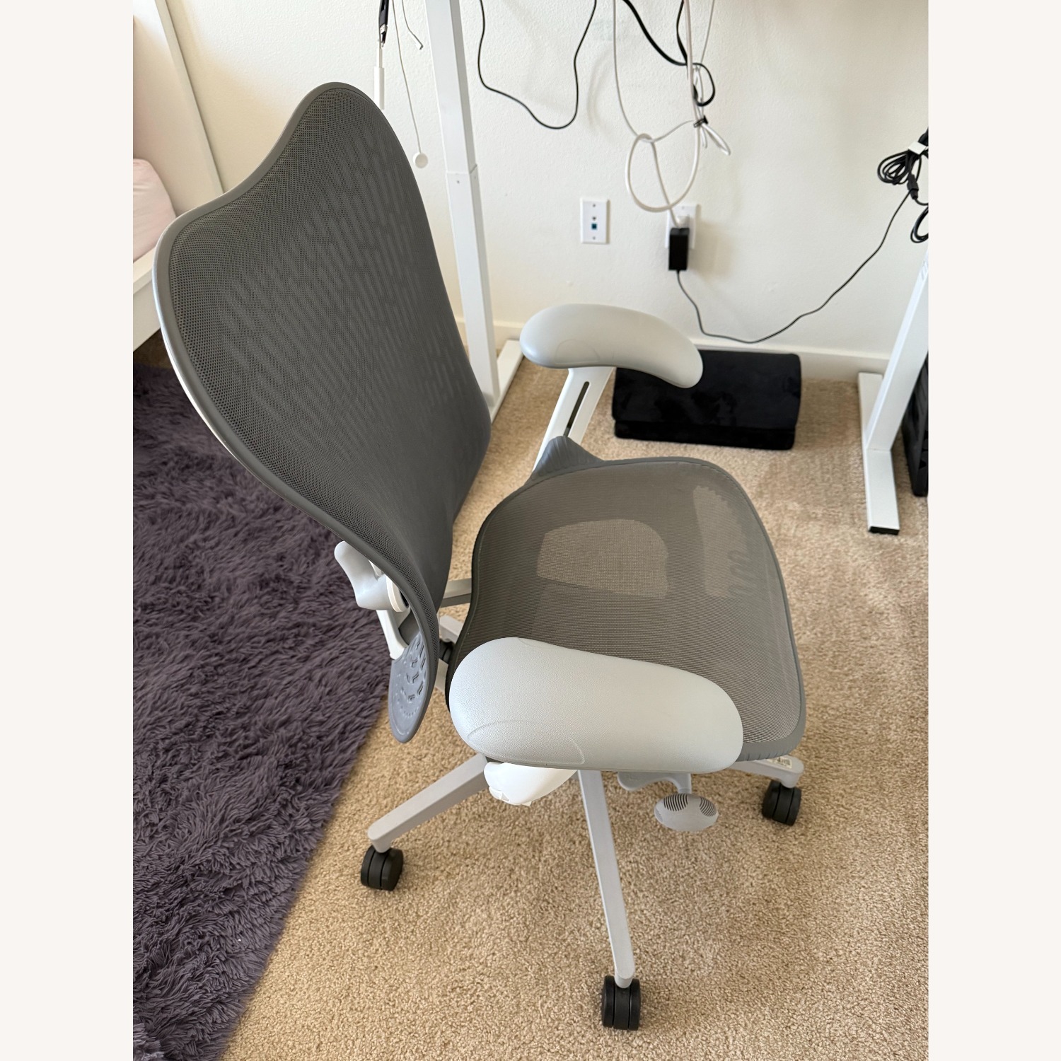Herman Miller Ergonomic Office Chair - image-4