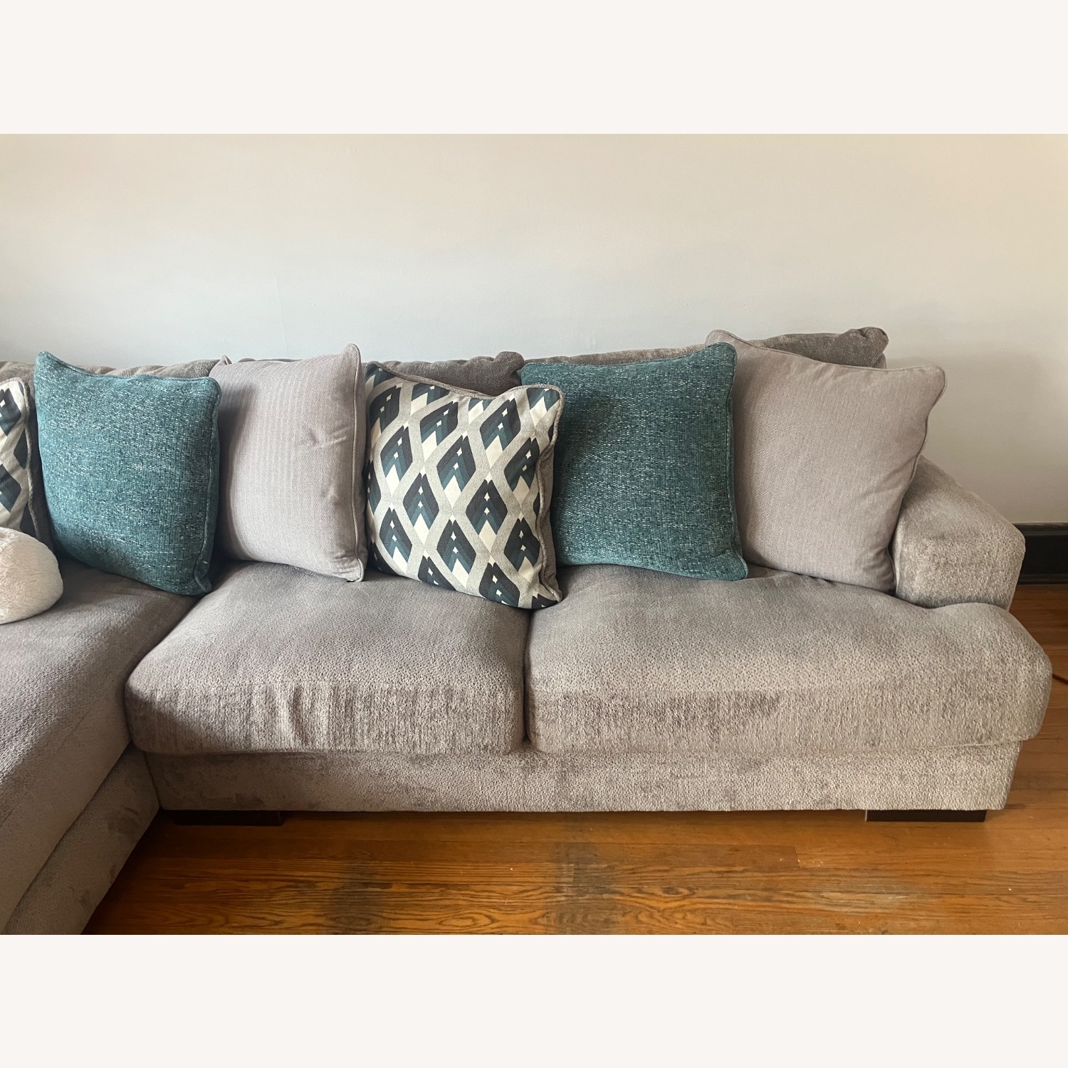 Hyde Park Chaise Sectional Sofa - image-2