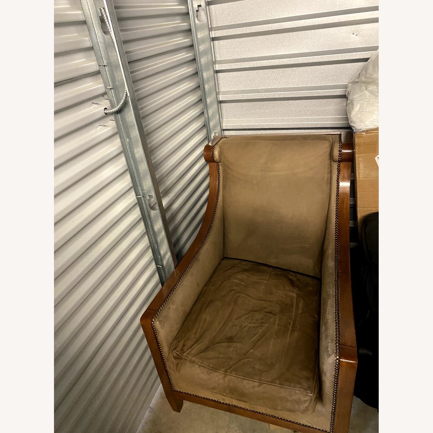 Dessin Fournir London Club Chair Suede - image-3