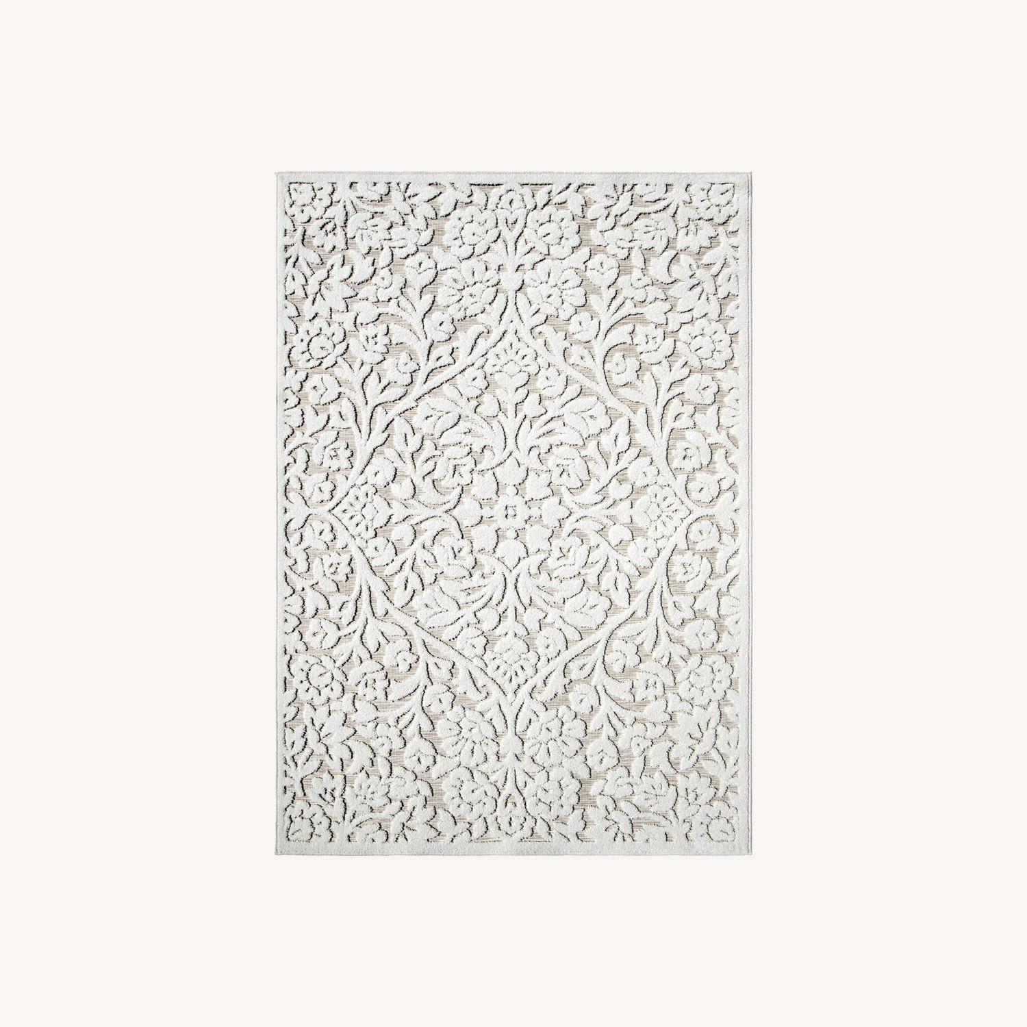 White Patterned Rug - image-0