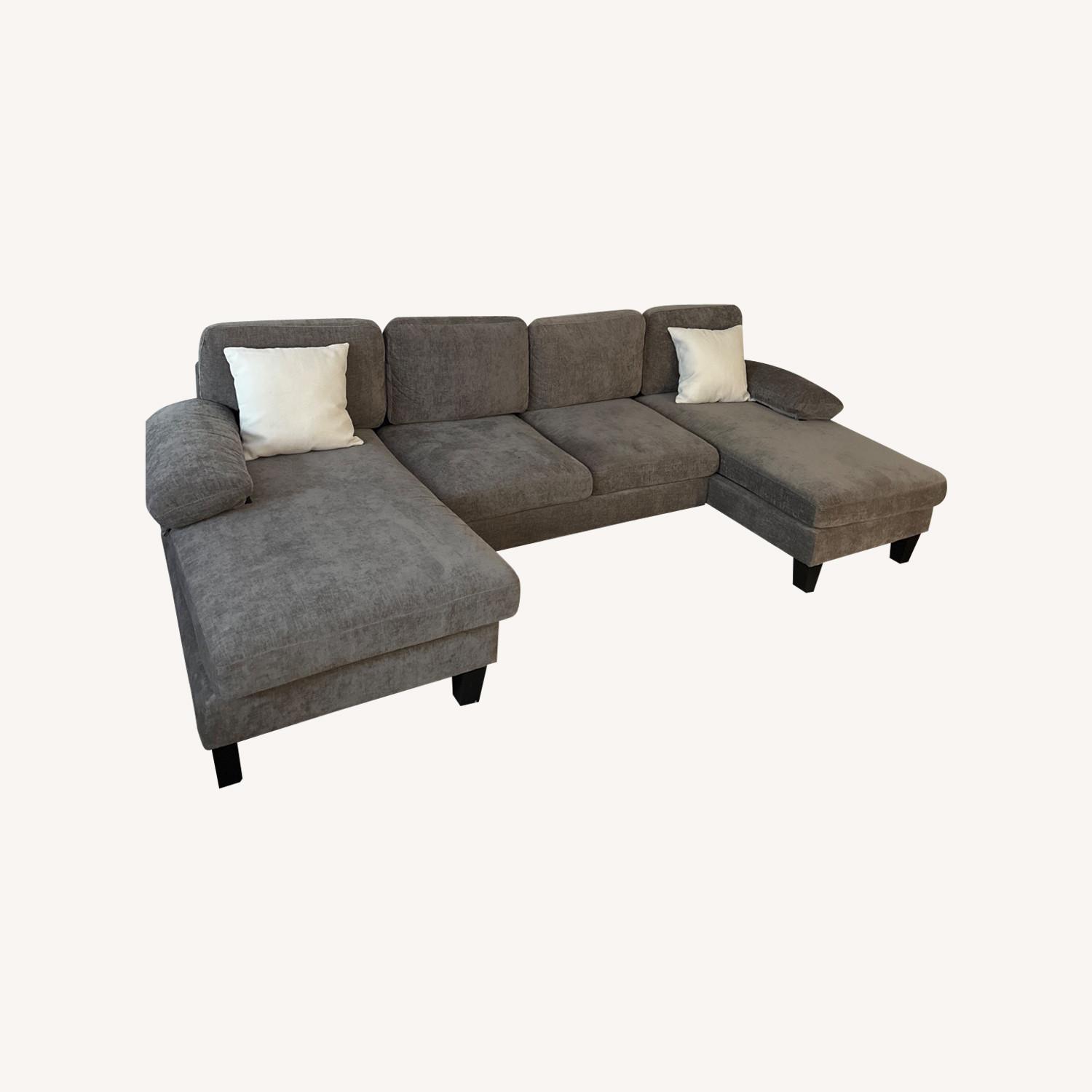 Flamaker Three Piece Sectional - image-0