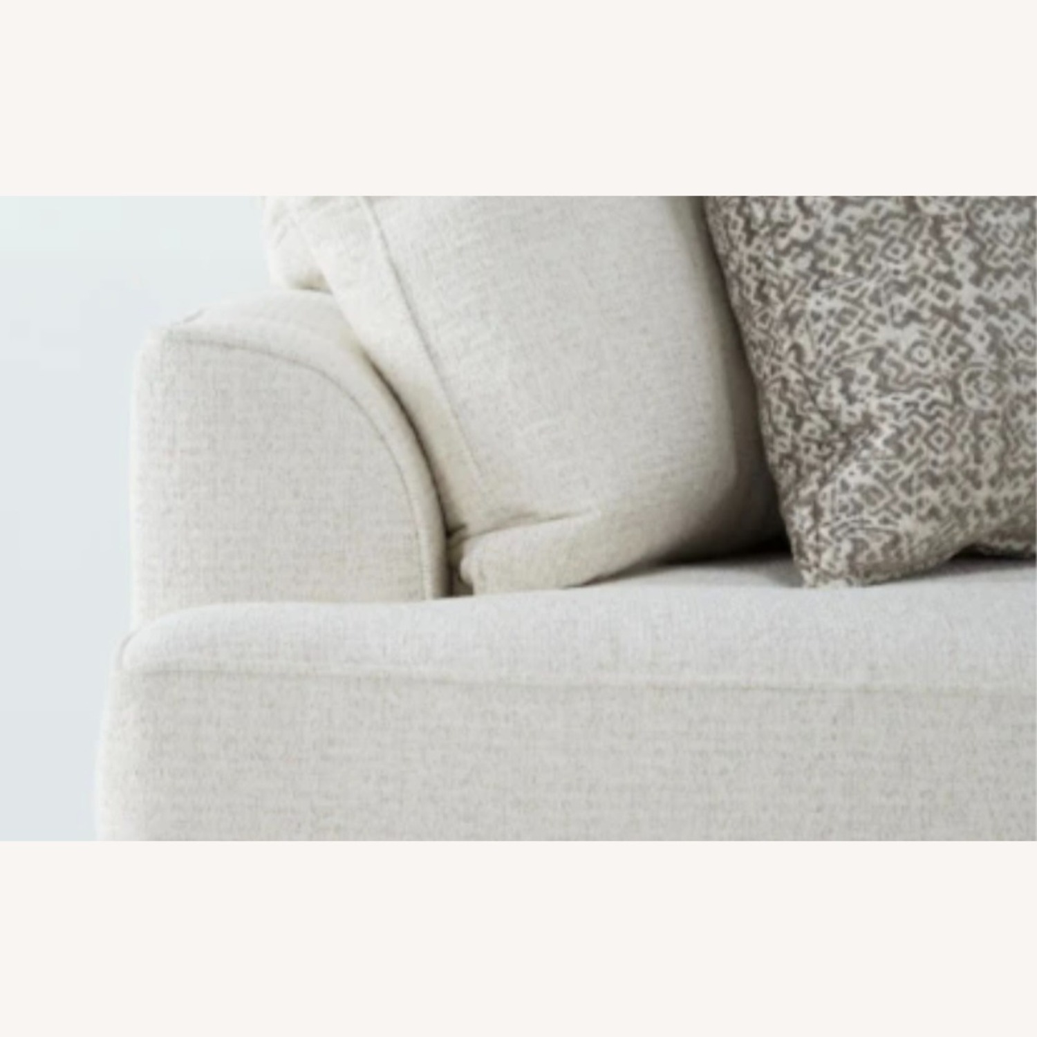 Living Spaces Belinha II Sofa - image-4