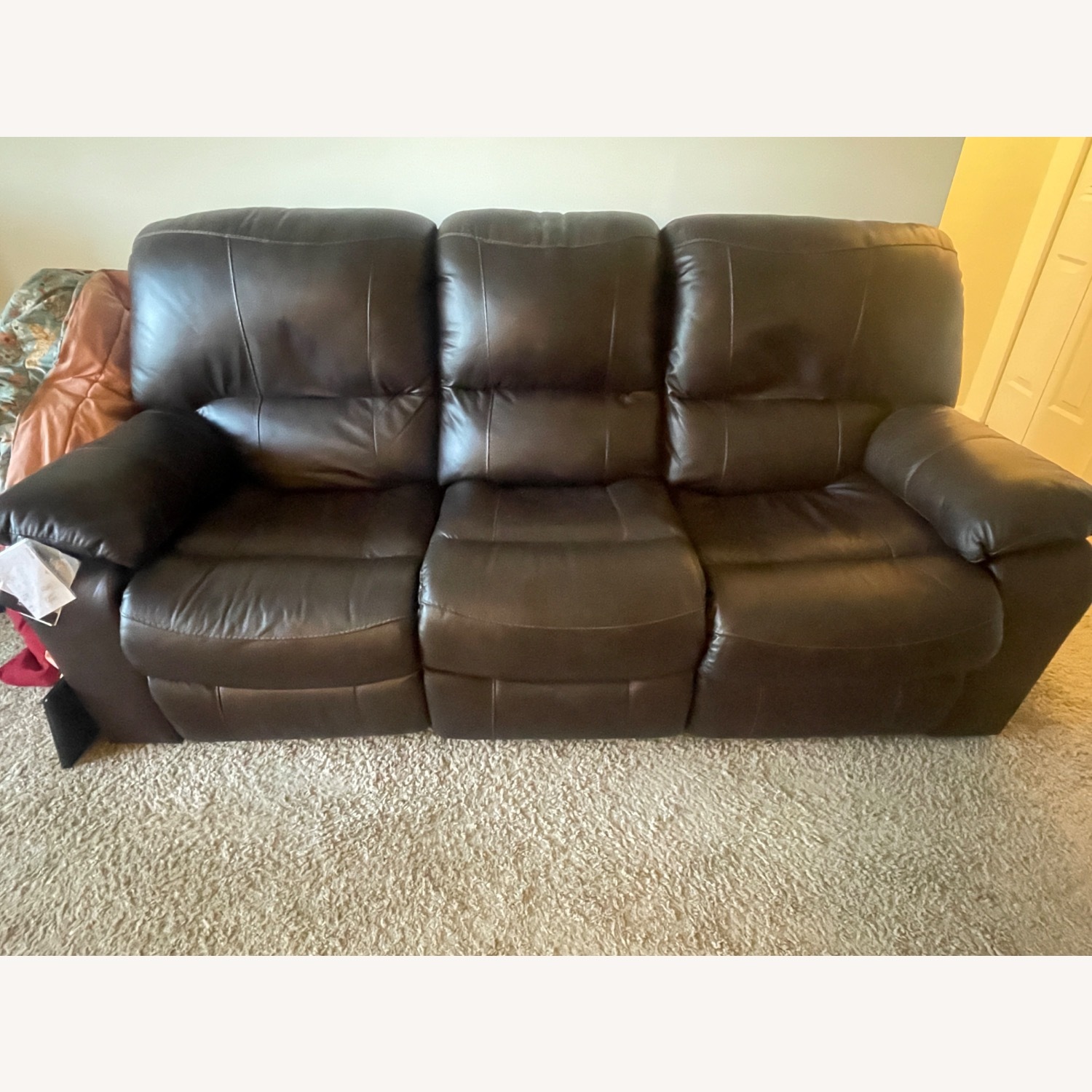 Ashley Furniture Leesworth Sofa - image-3