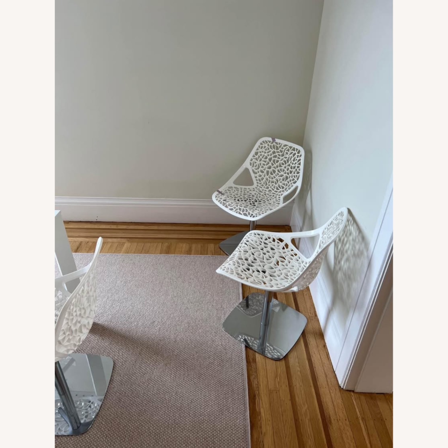 Casprini Caprice Table and Chairs (8) - image-3