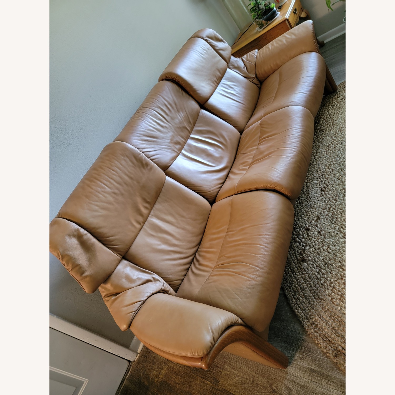 Stressless Recliner Couch  - image-4