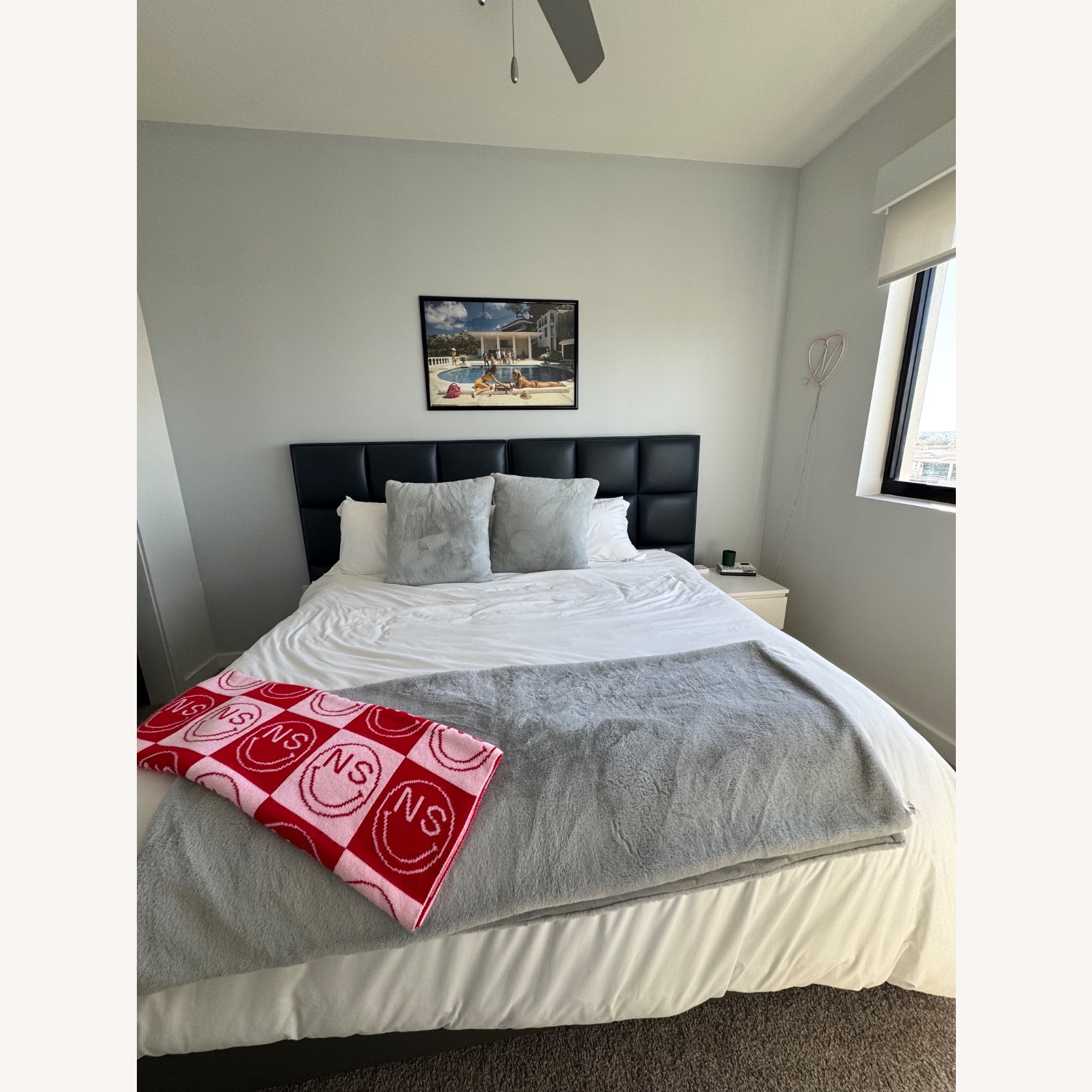 Artefacto Leather Bed. 2 Twins or 1 Kking - image-1