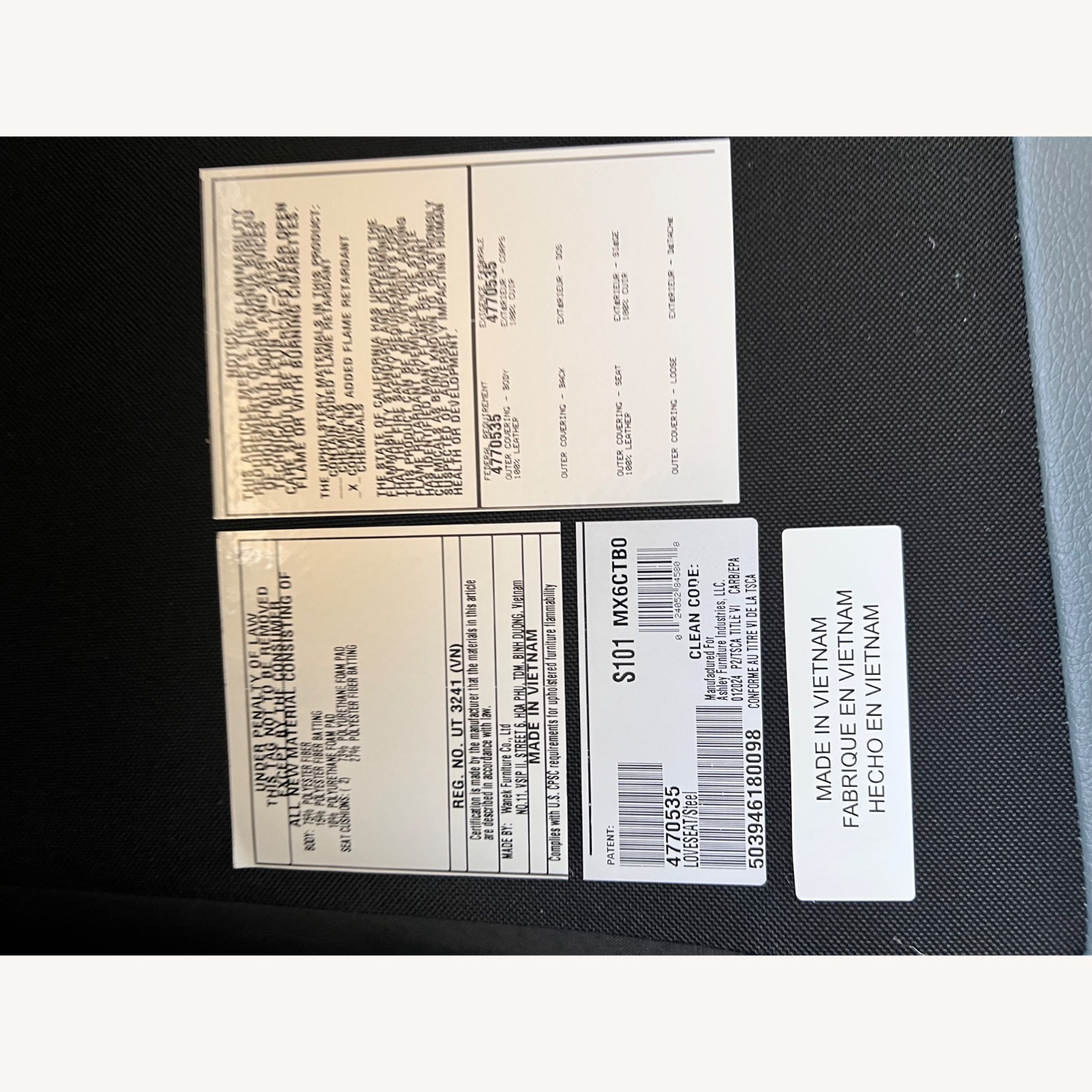 Ashley Furniture Genoa Loveseat - image-6