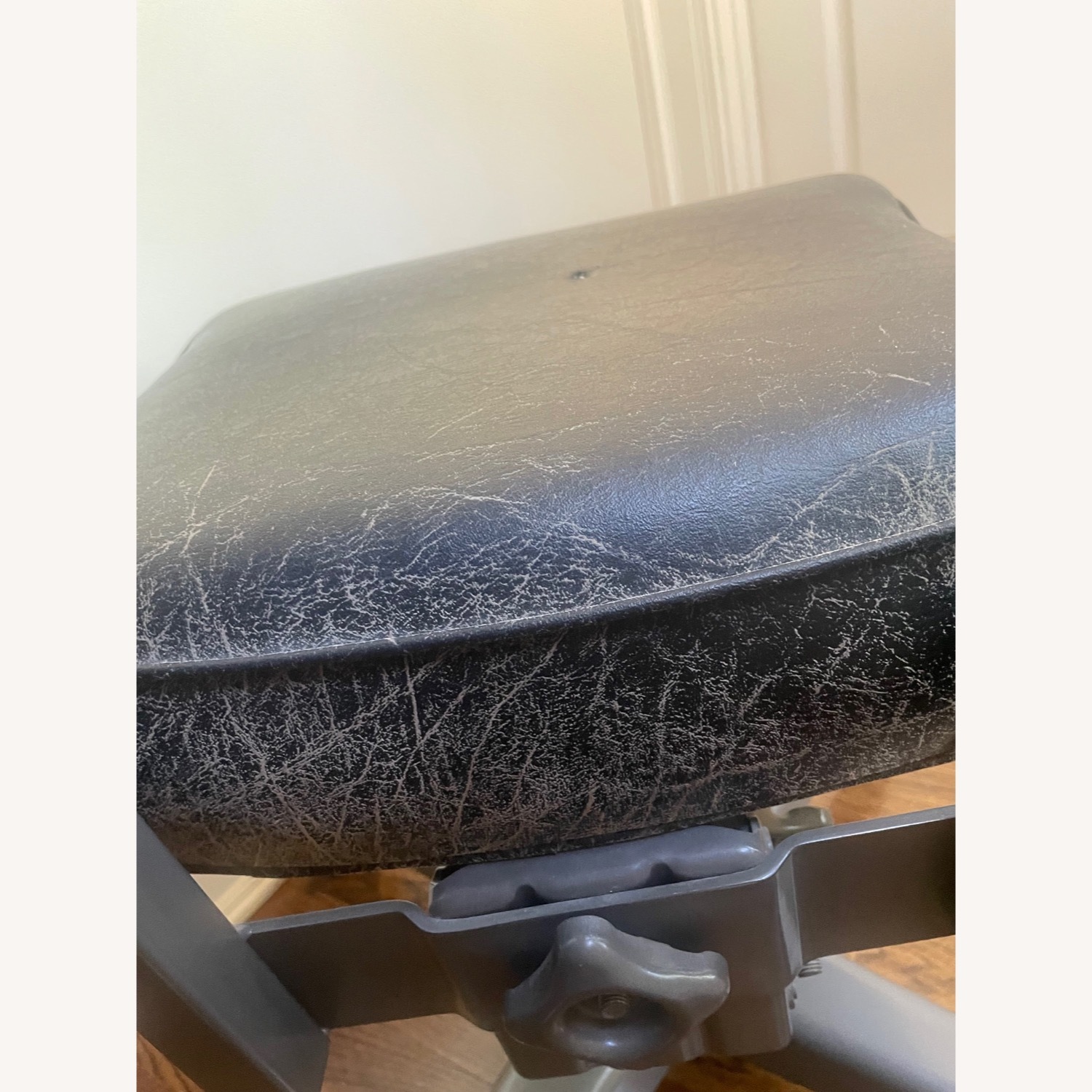 Mid Century Steno Chair with Wheels (Vintage) - image-3