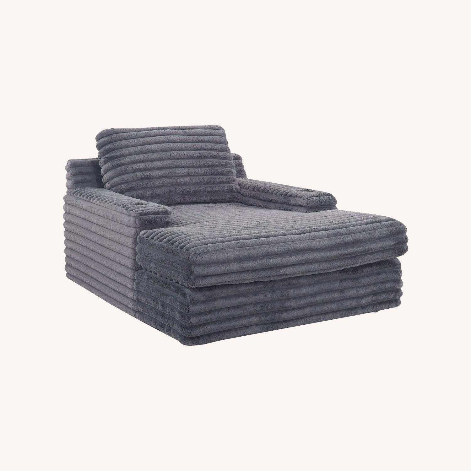 Raymour & Flanigan Woolly Double Chaise - image-0