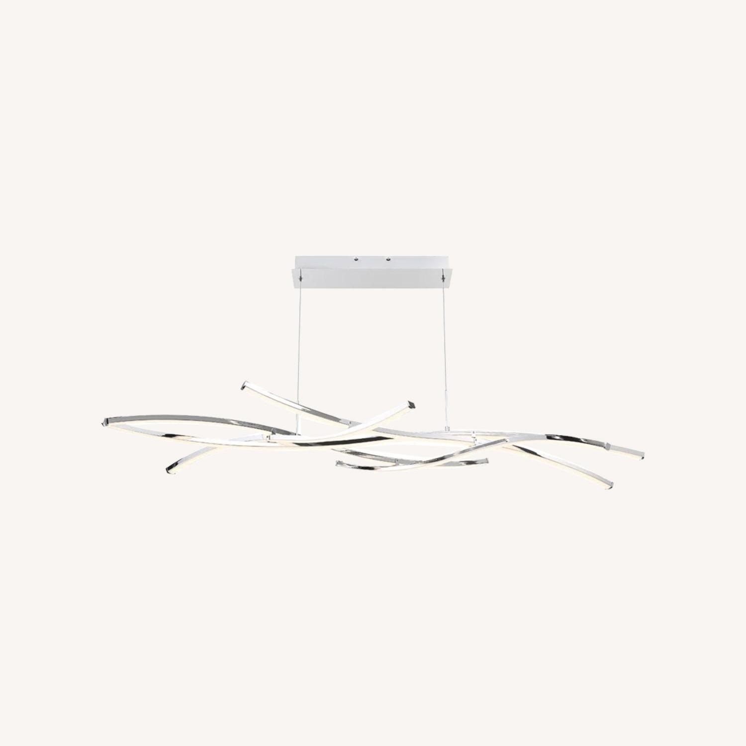 Unique/Statement Chandelier - image-0