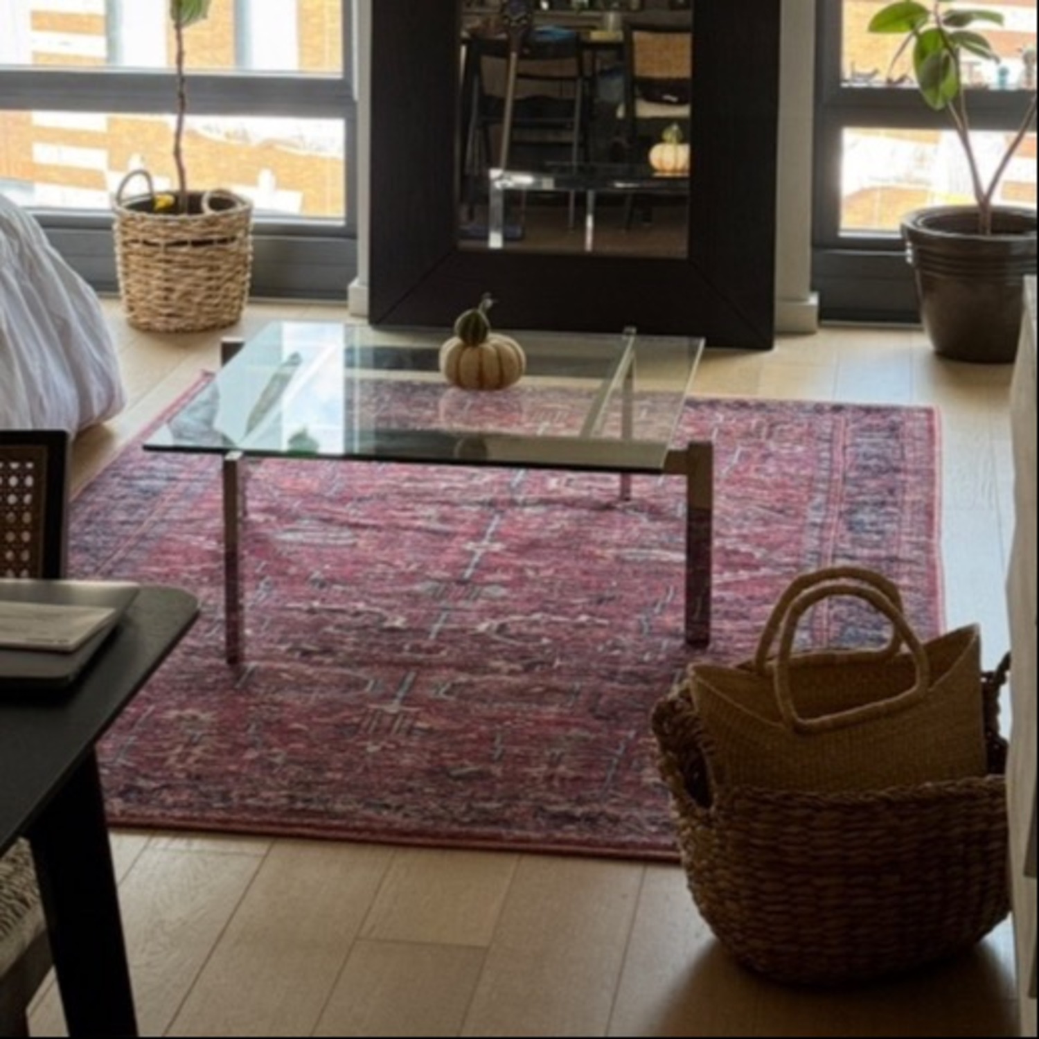 Machine Washable Oriental Red Area Rug - image-4