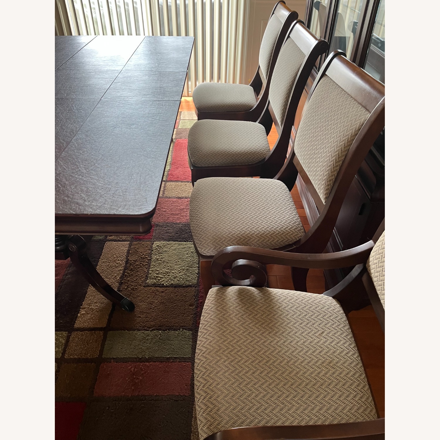 Bassett Dining Room Table Seats 8 - image-7