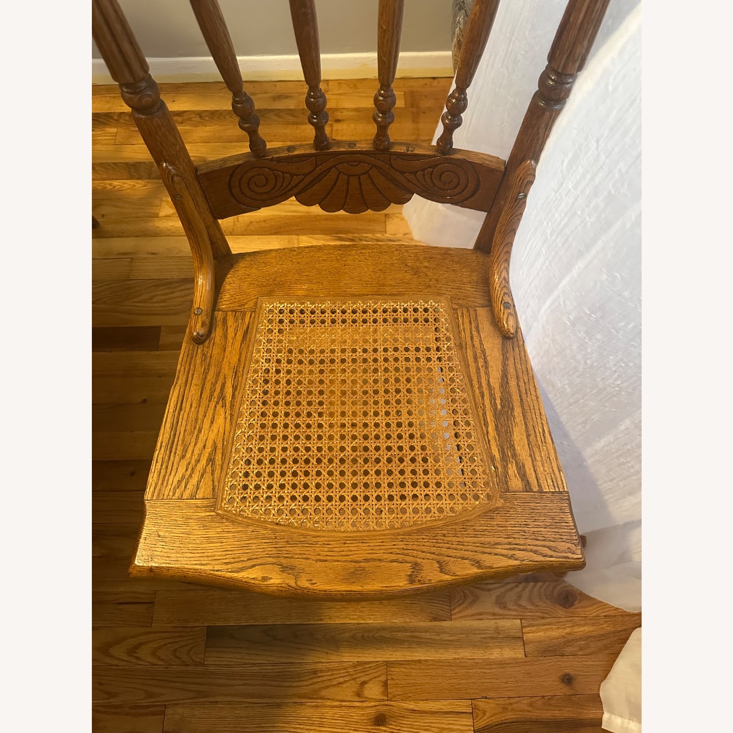 Vintage Dining Table Set - image-7