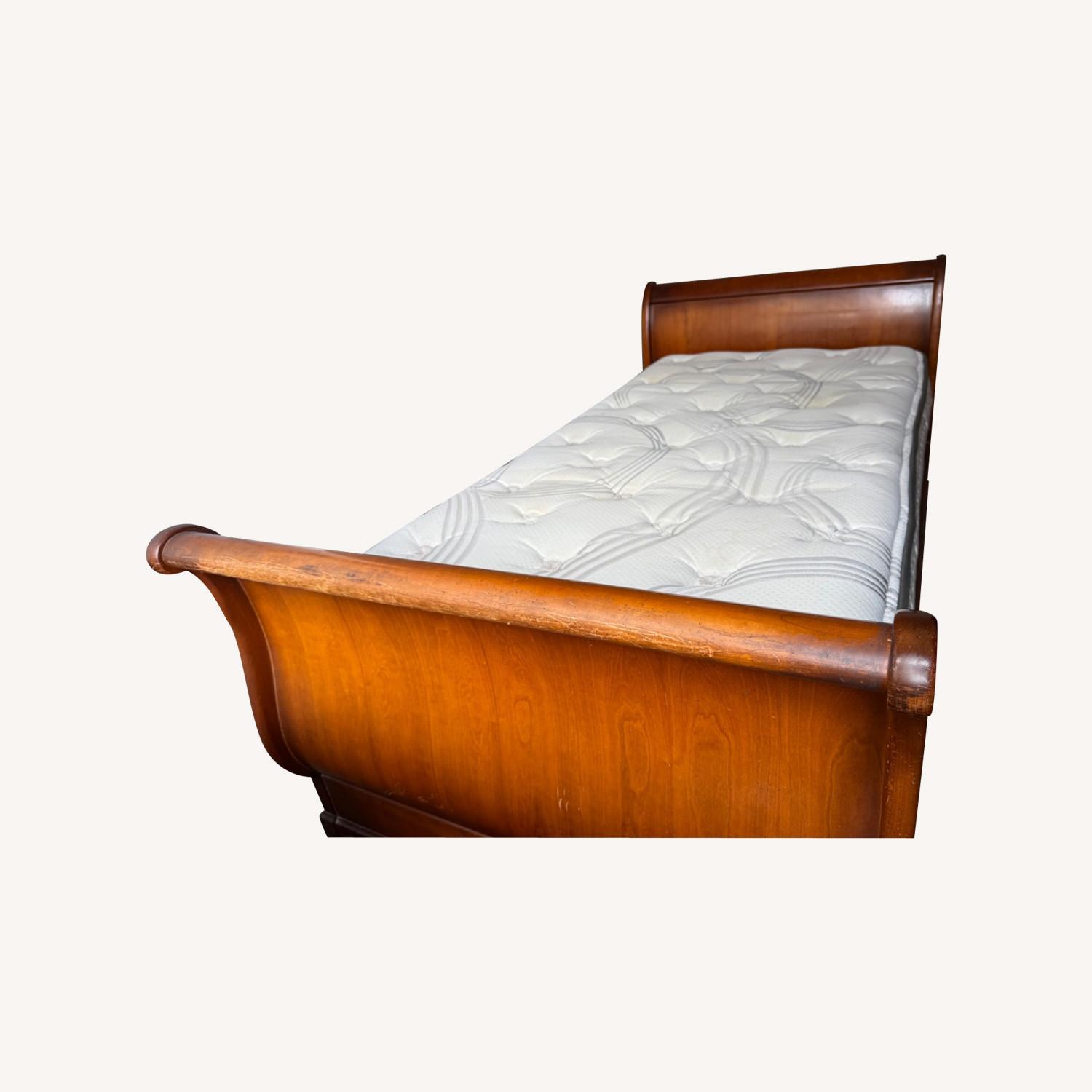 ABC Carpet and Home Daybed from the 90s - image-0