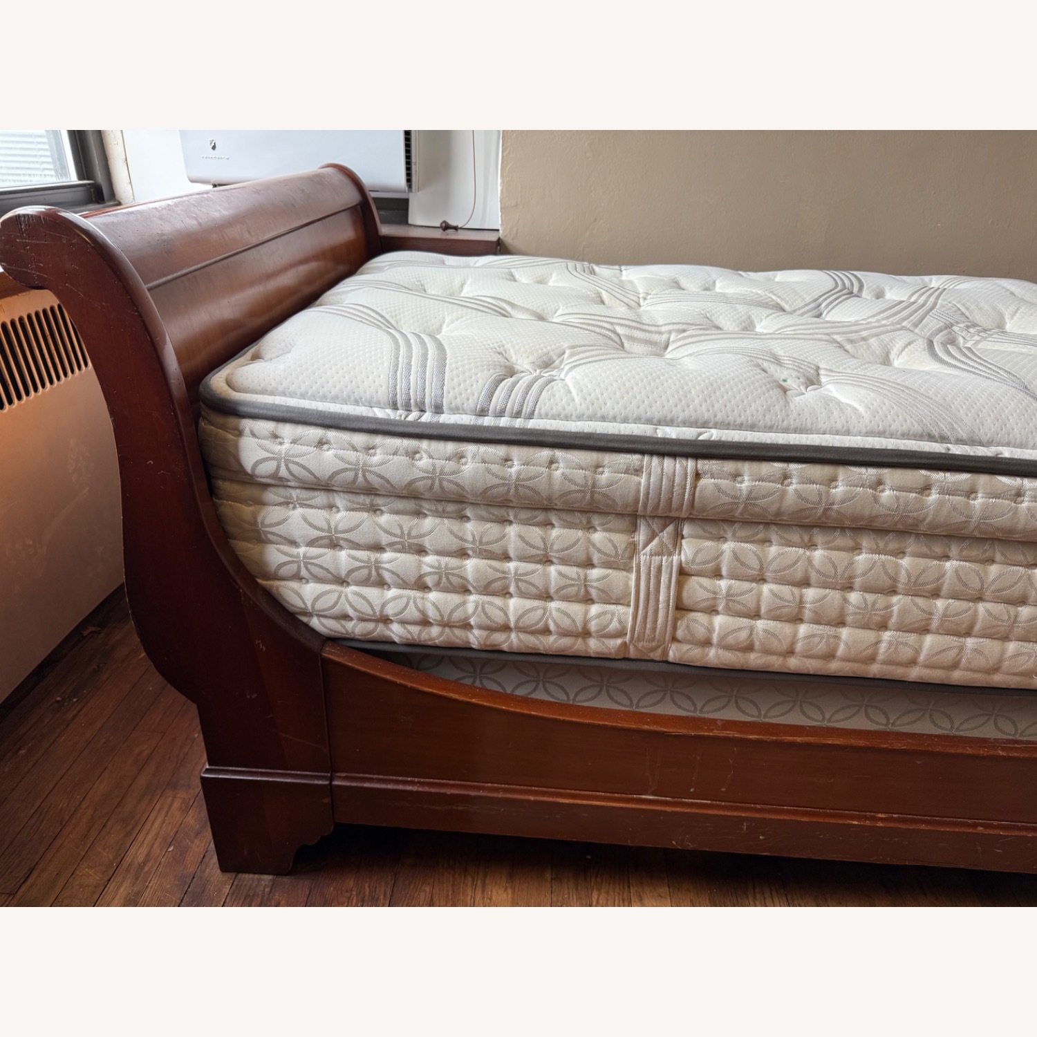 ABC Carpet and Home Daybed from the 90s - image-7